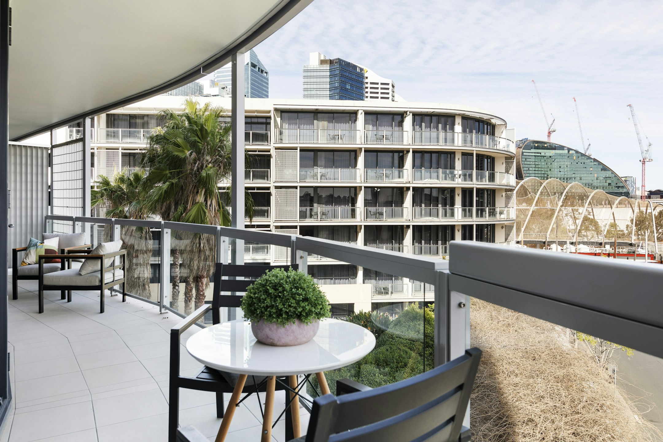 balcony