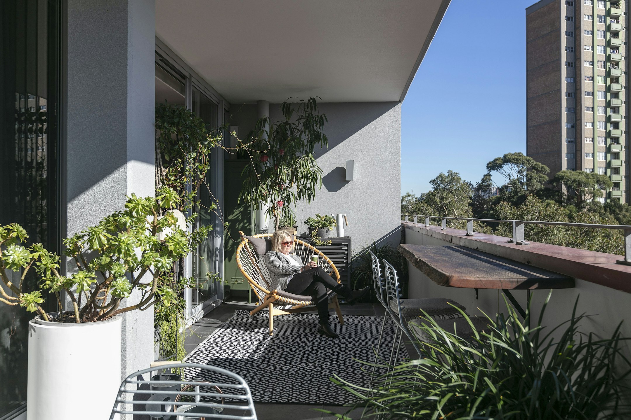 balcony
