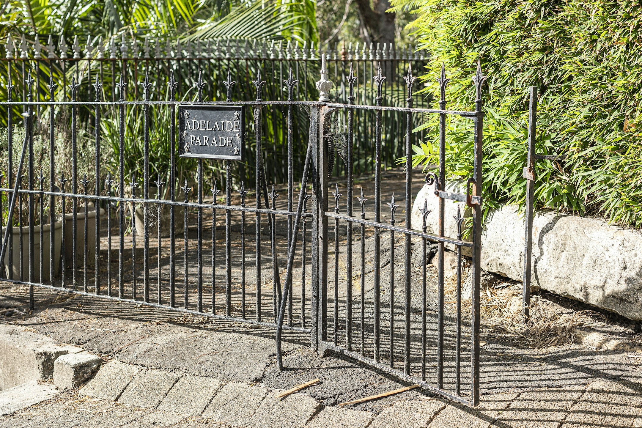 gate