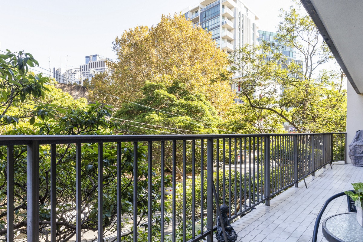 railing