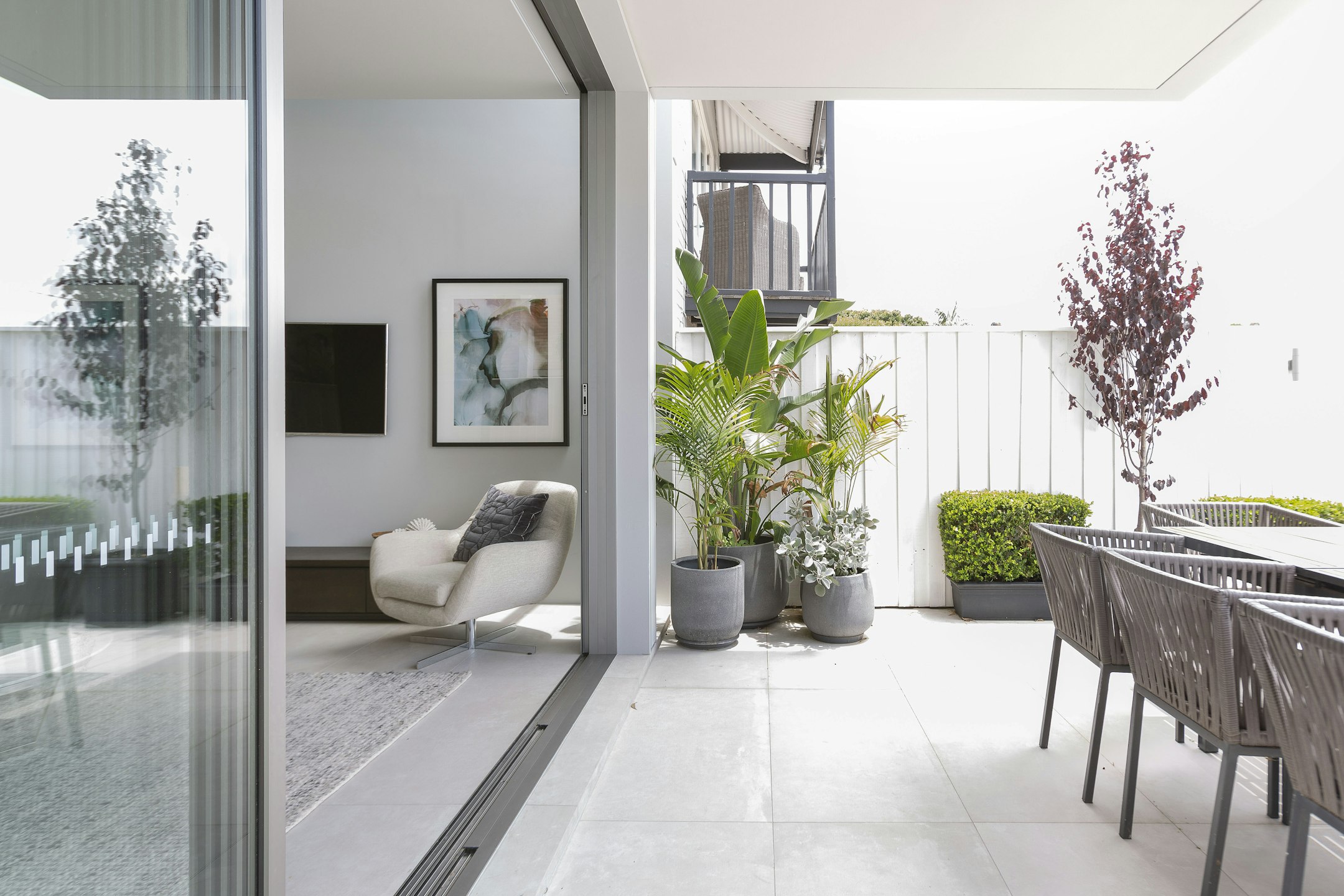 balcony