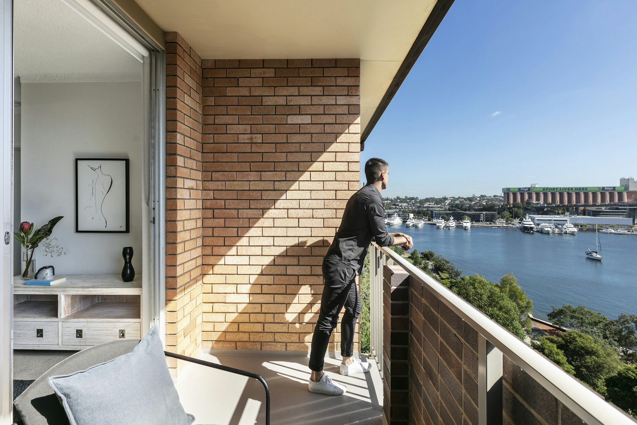 balcony