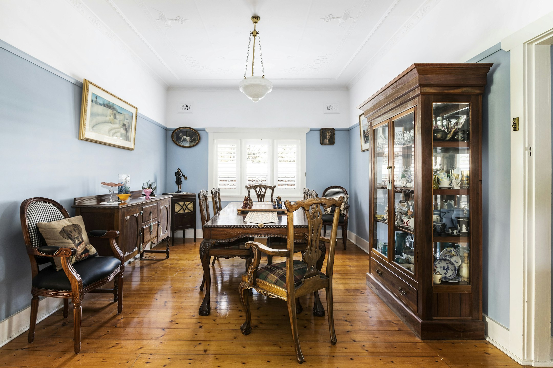 dining room