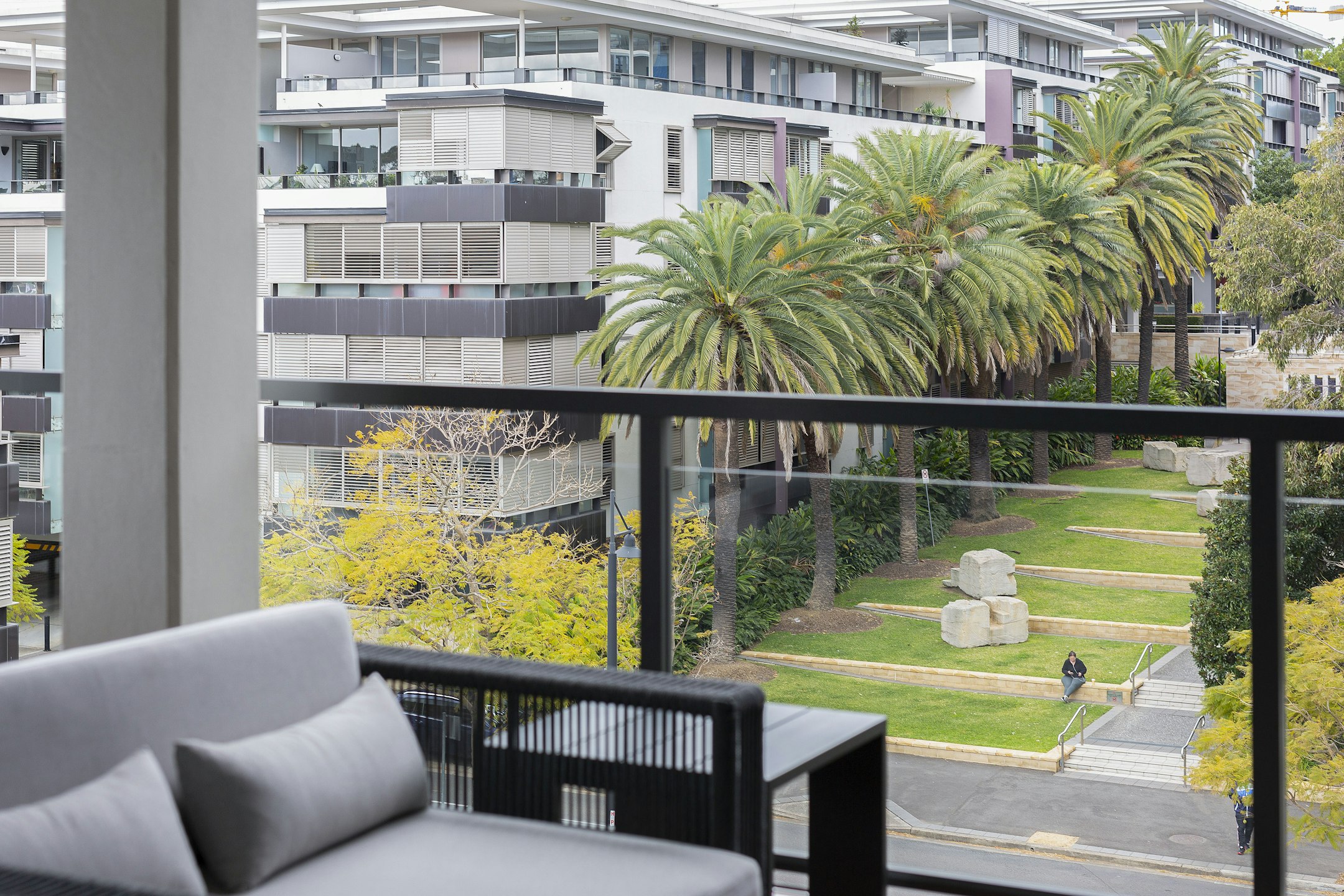 balcony