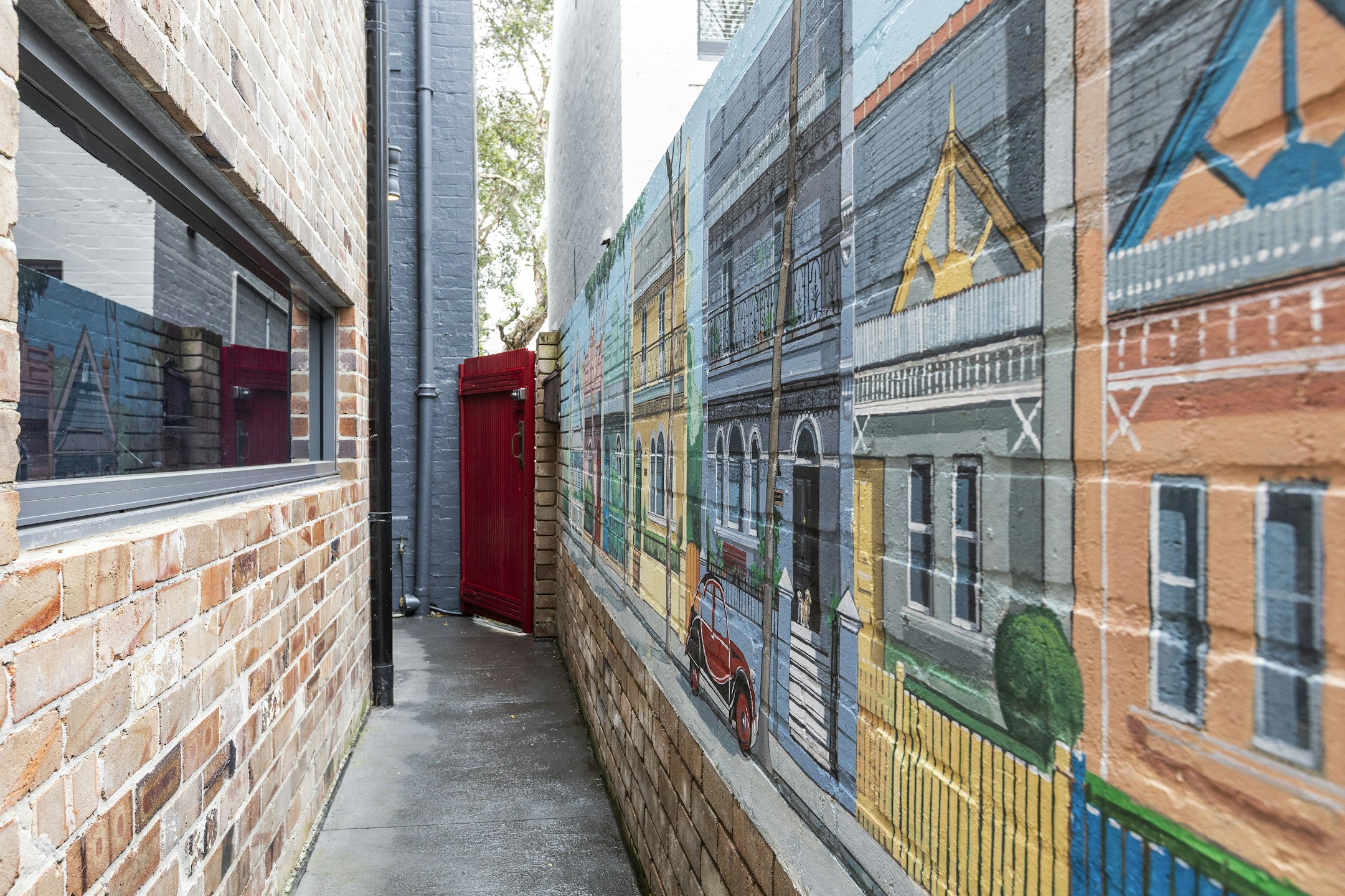 alley