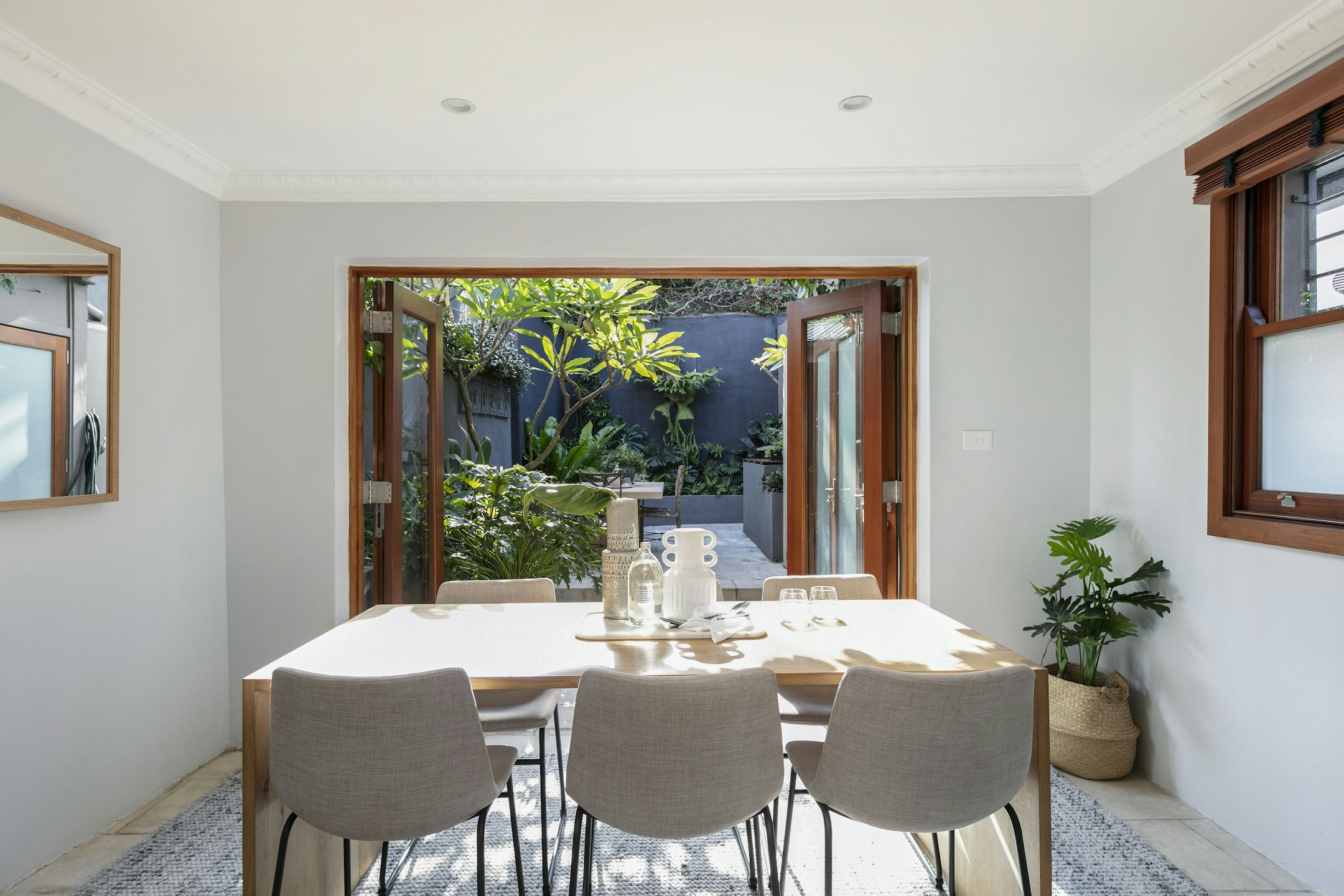 dining room