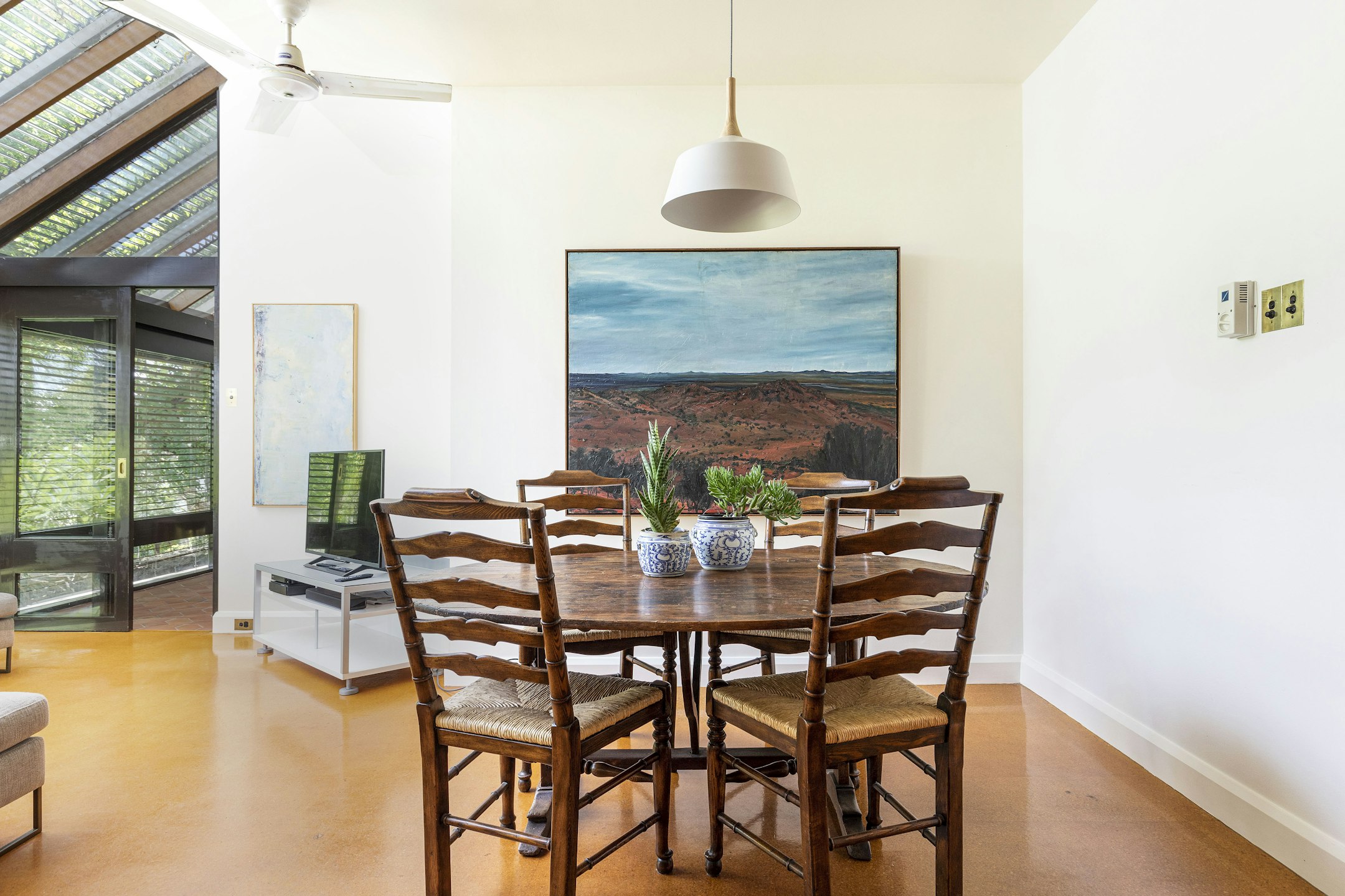dining room