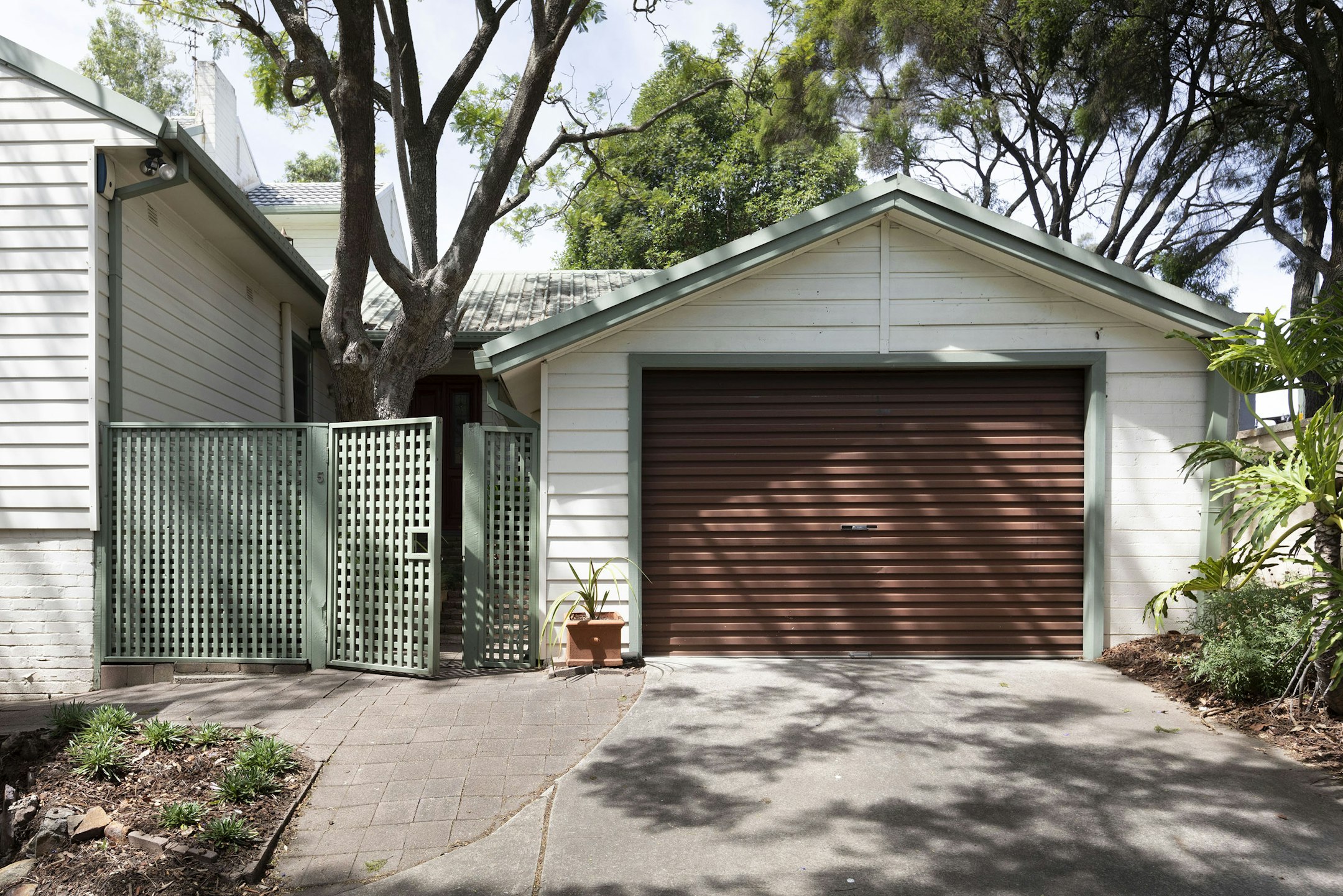 garage