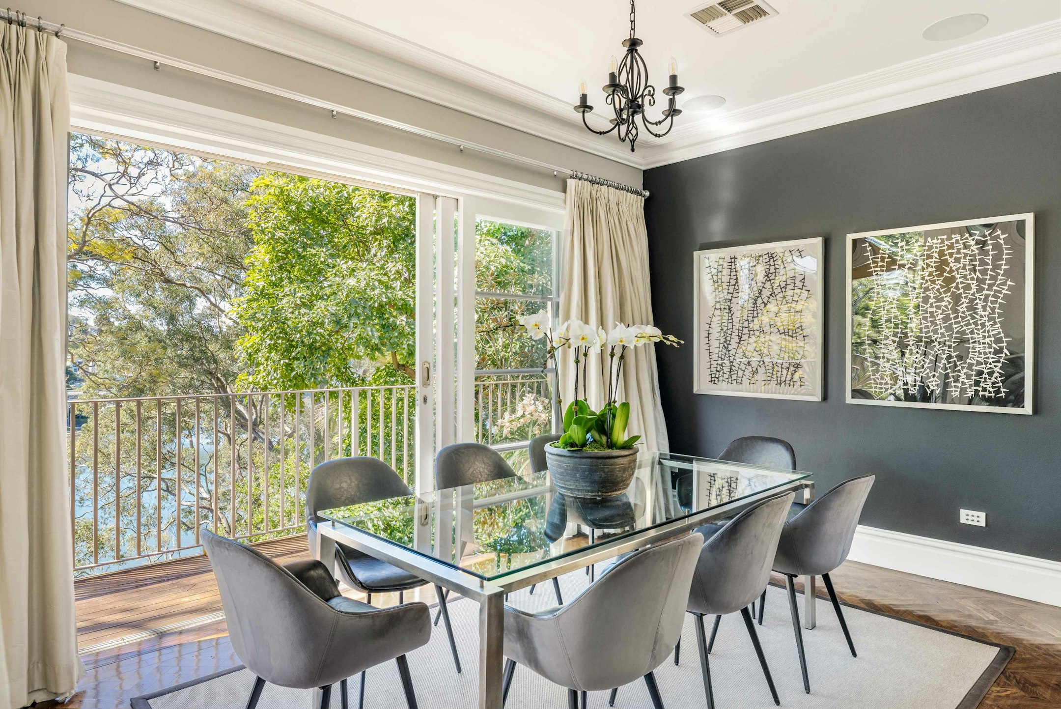 dining room