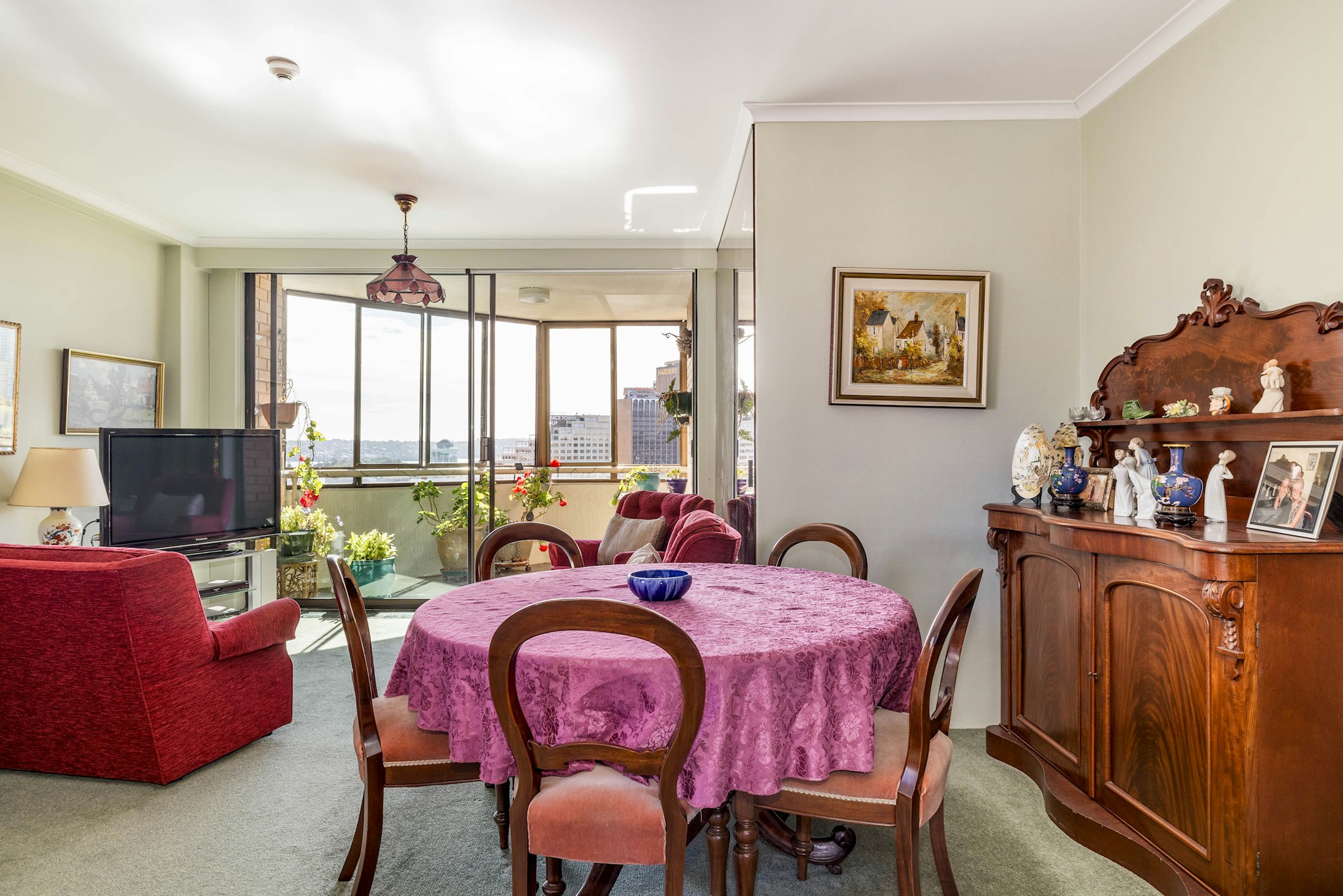 dining room