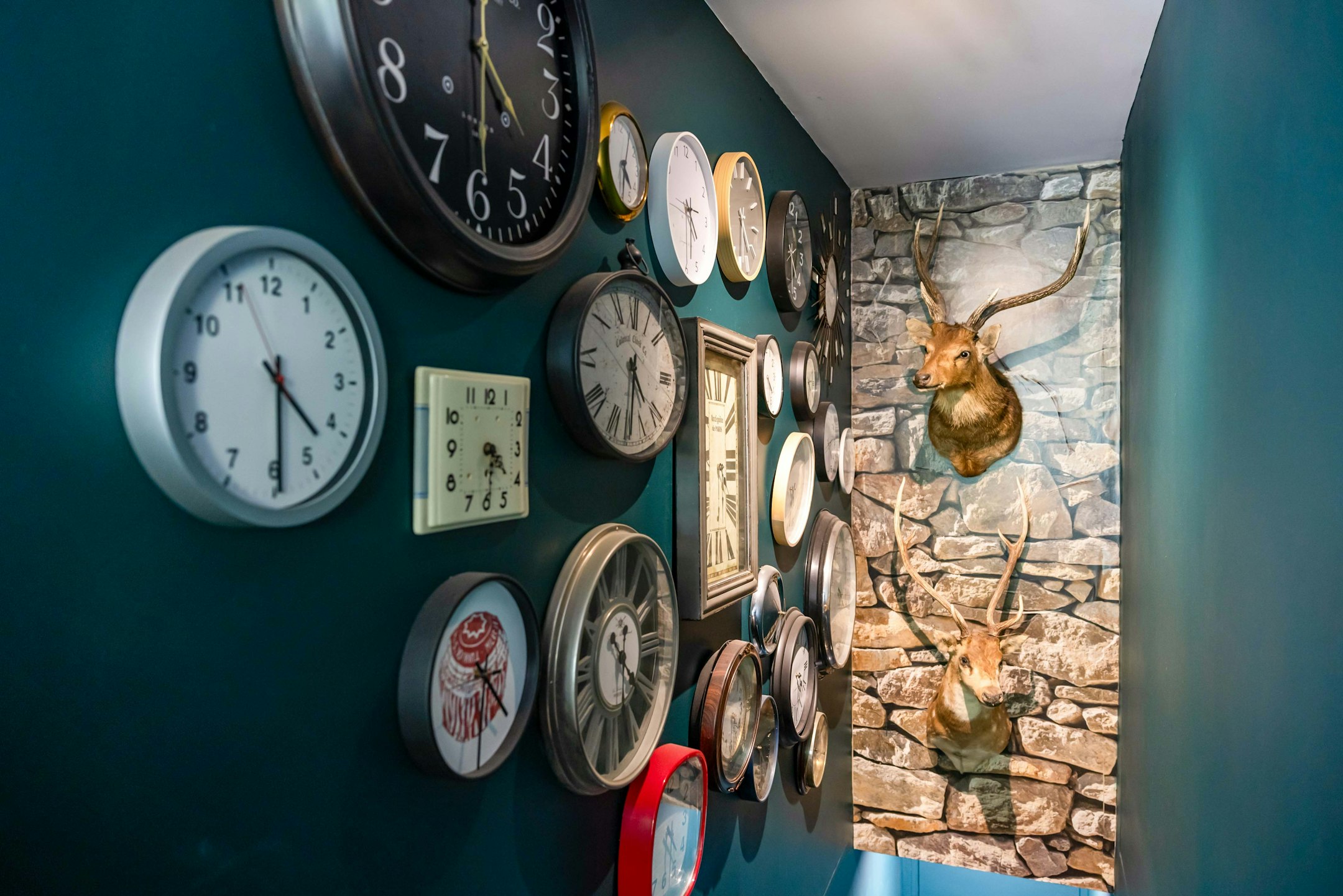 analog clock