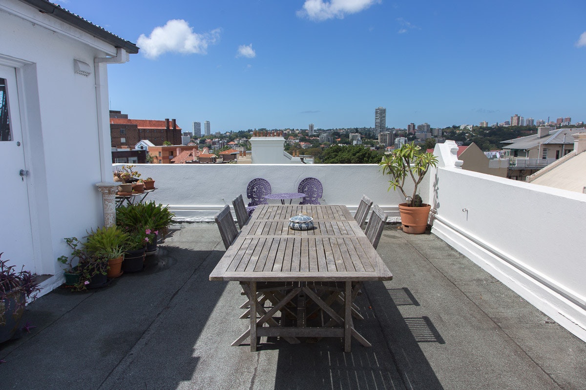 balcony