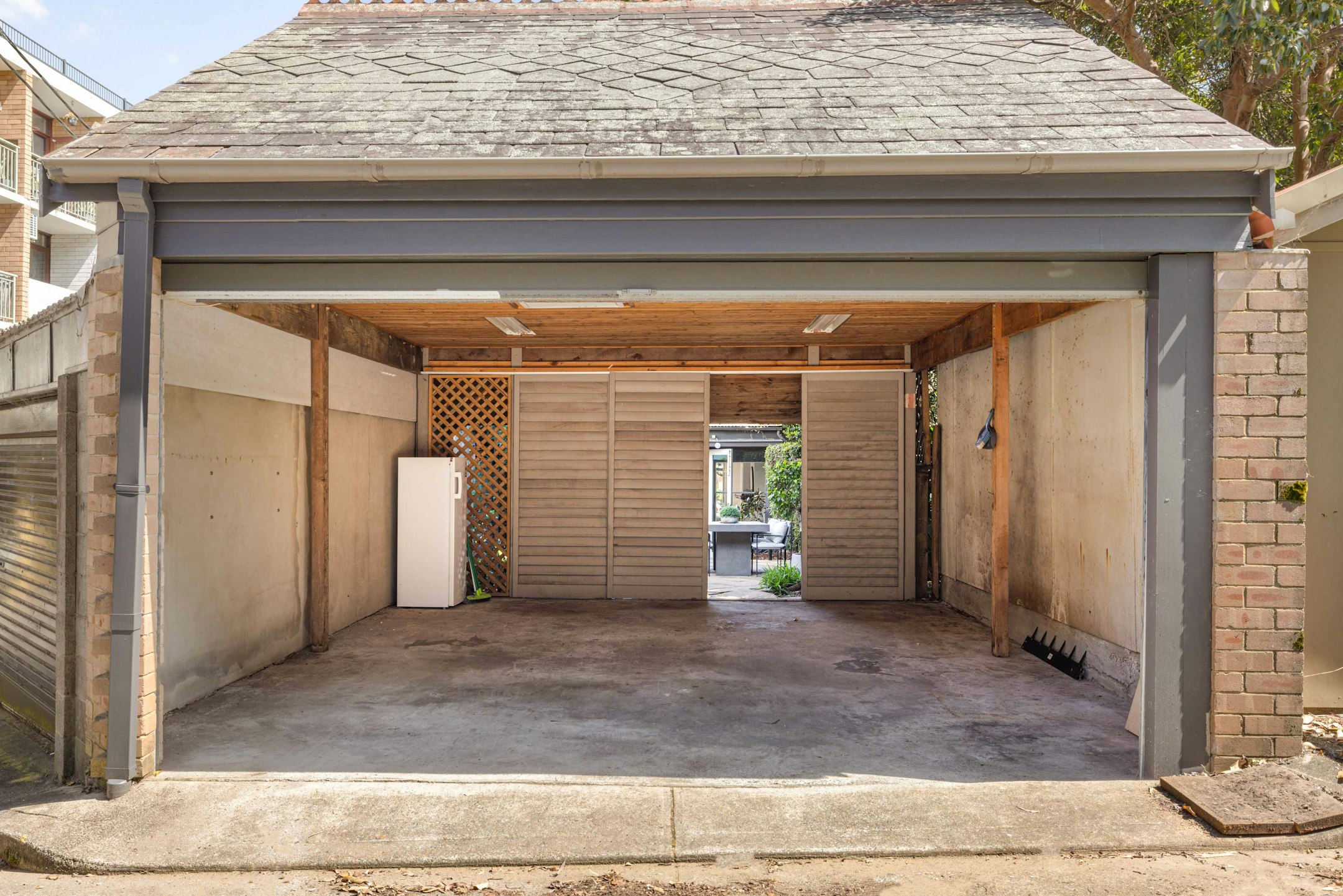 garage