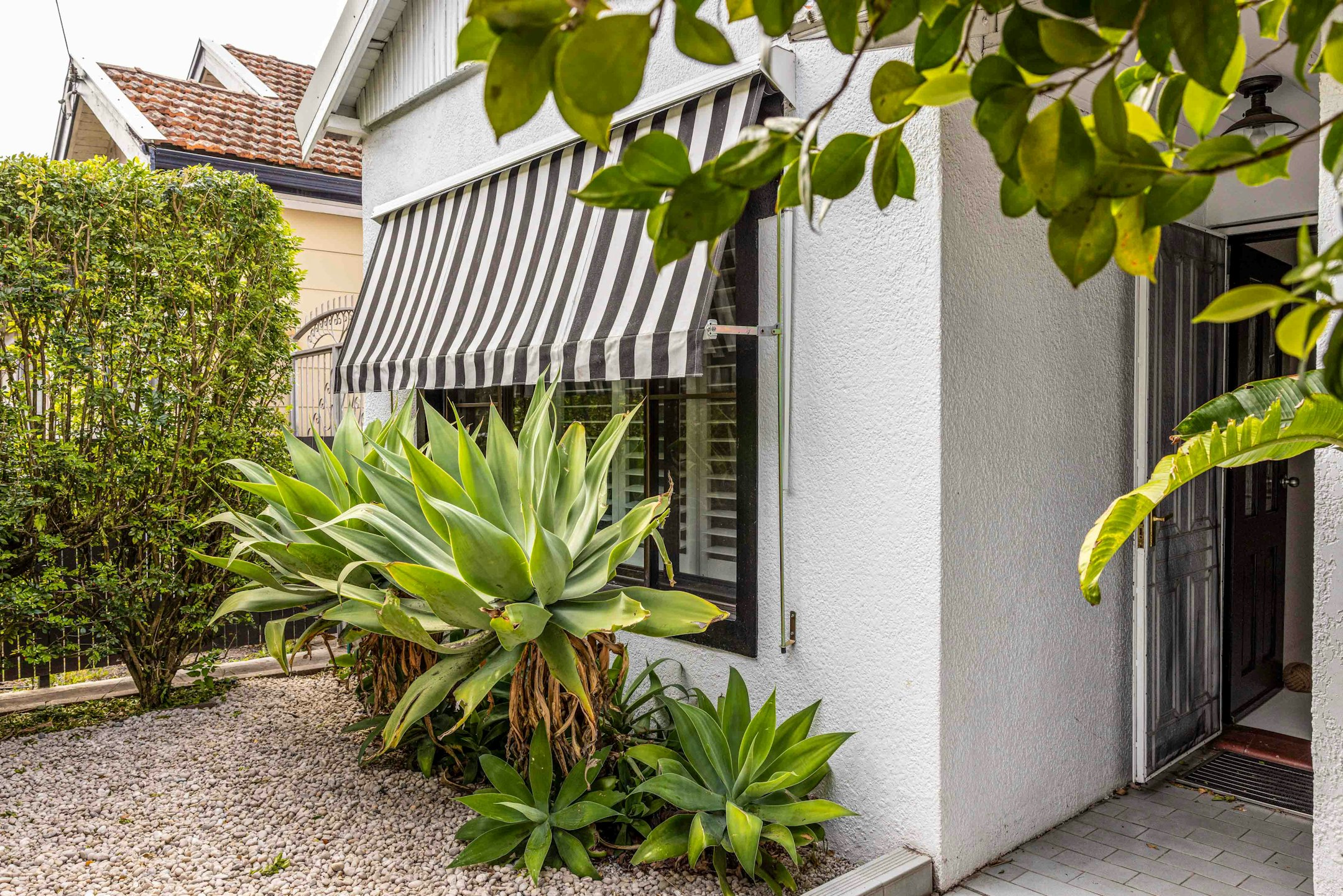 awning