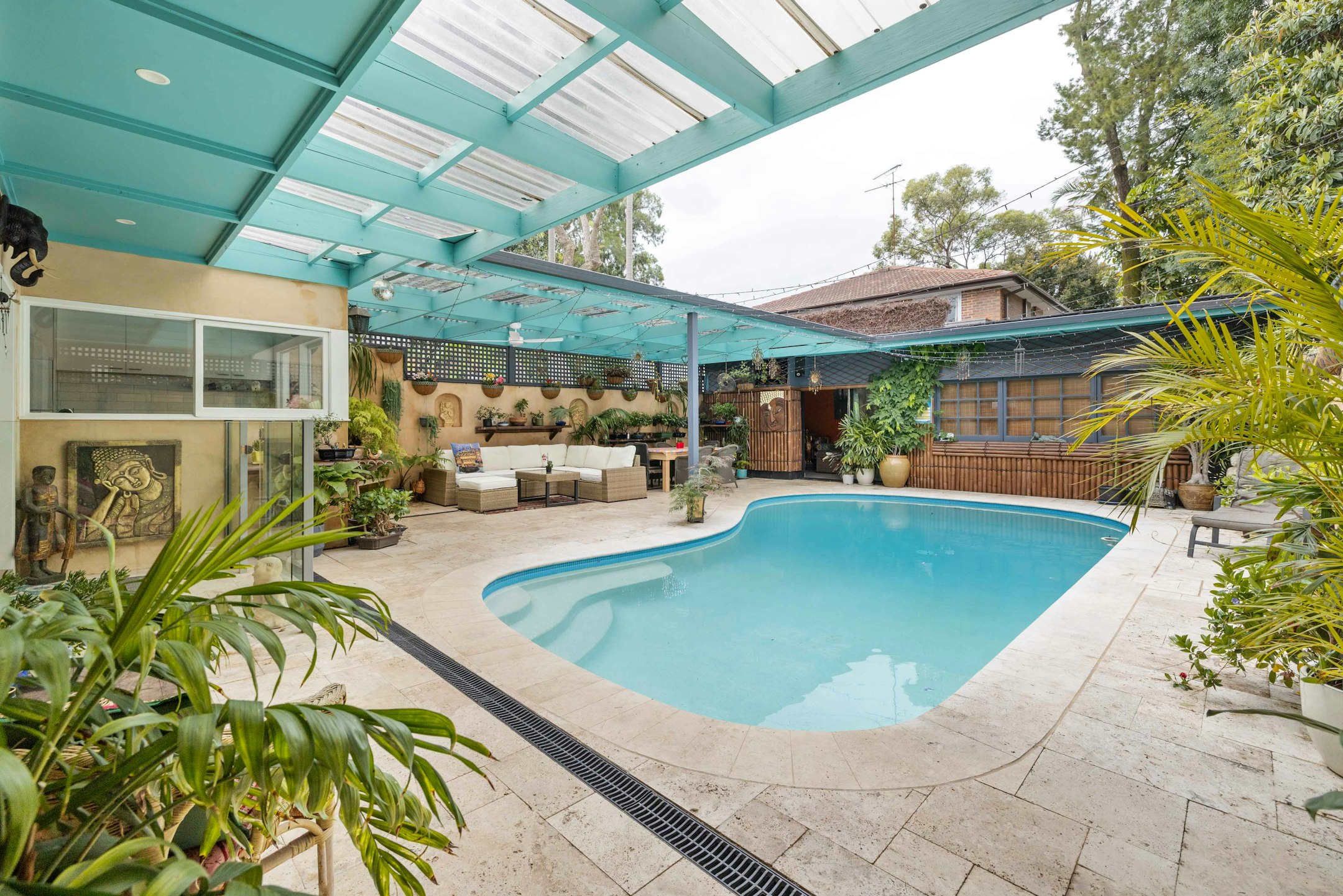 pool