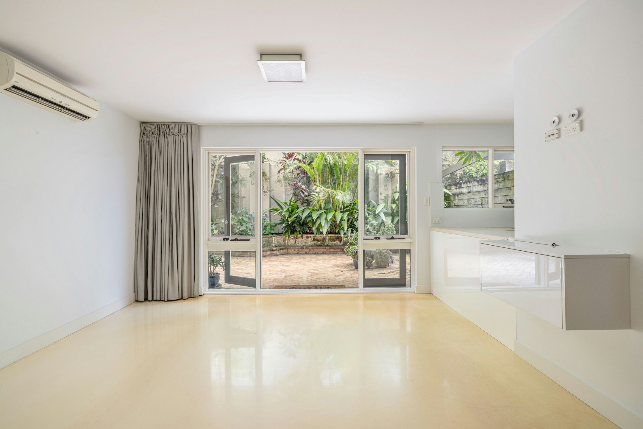 floor