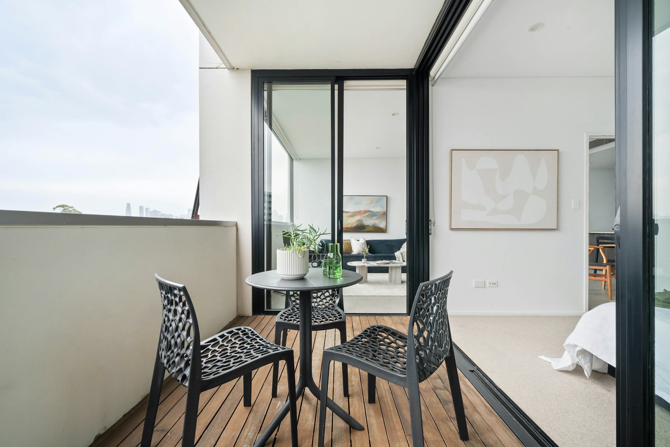 balcony