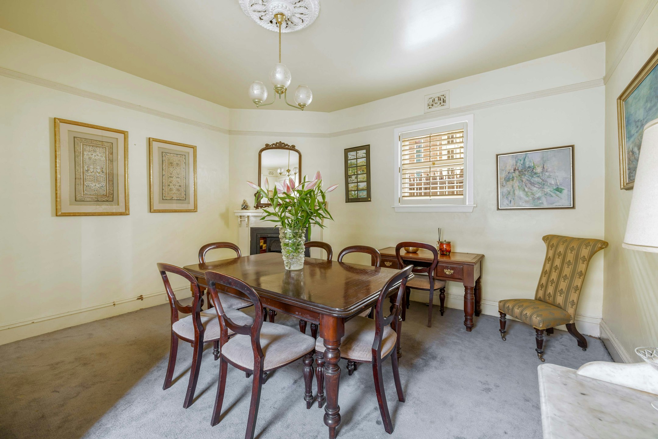 dining room