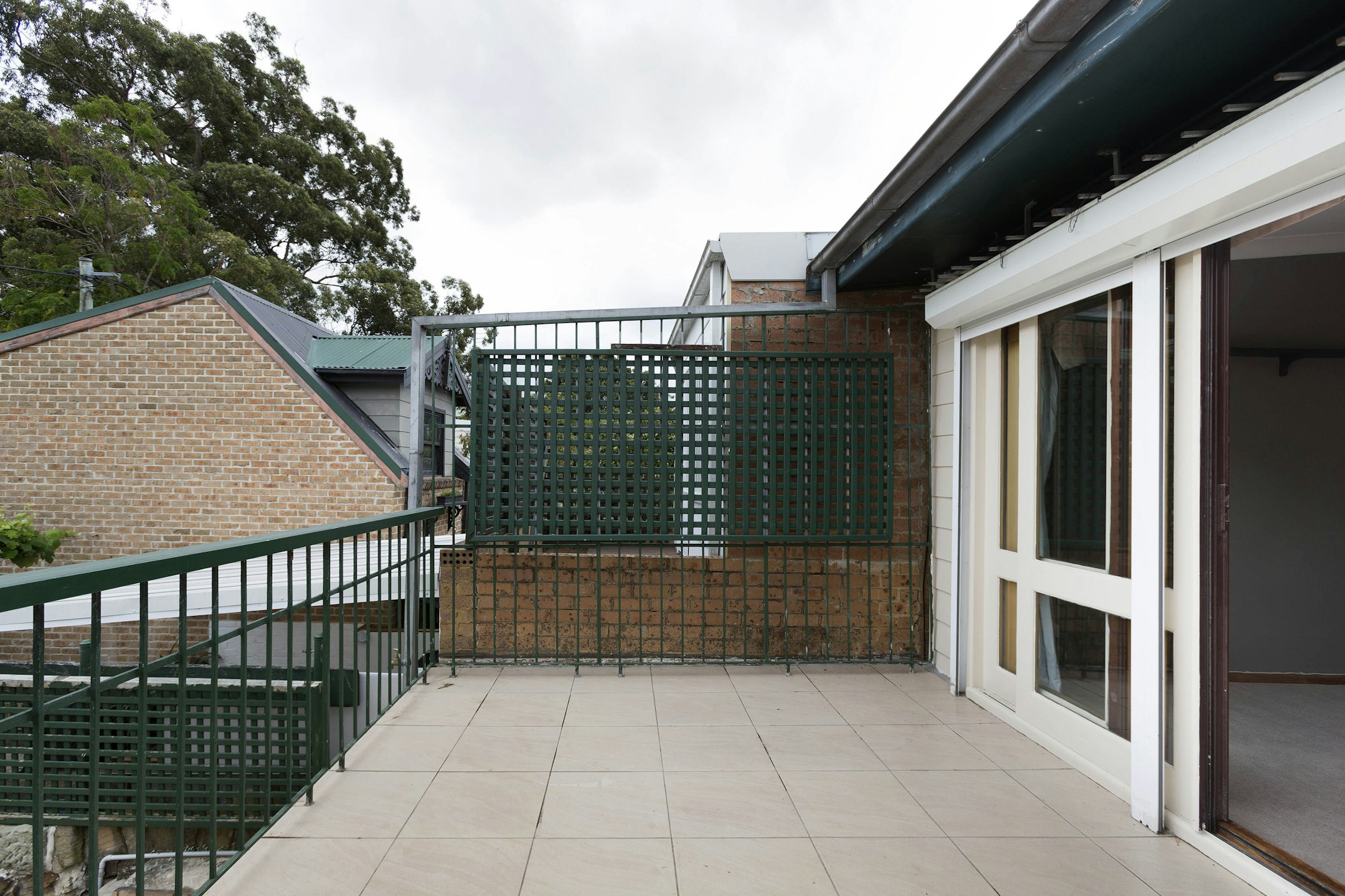gate