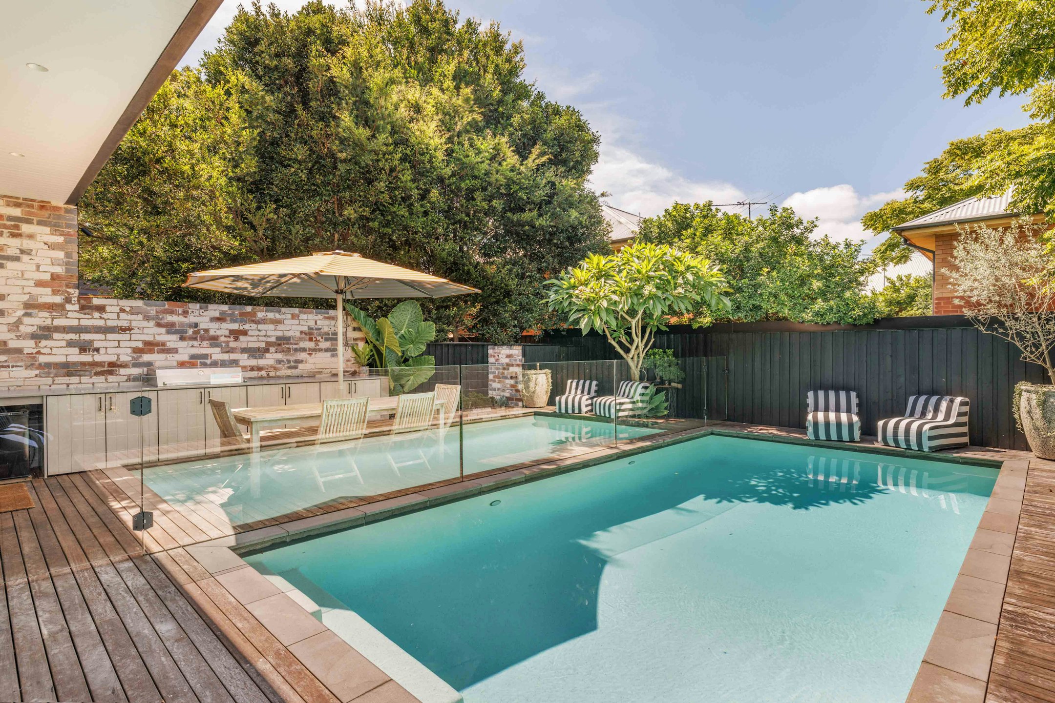 pool