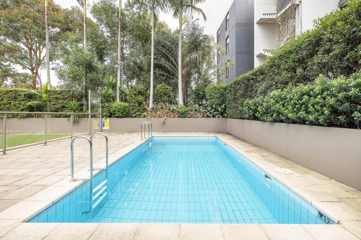 pool