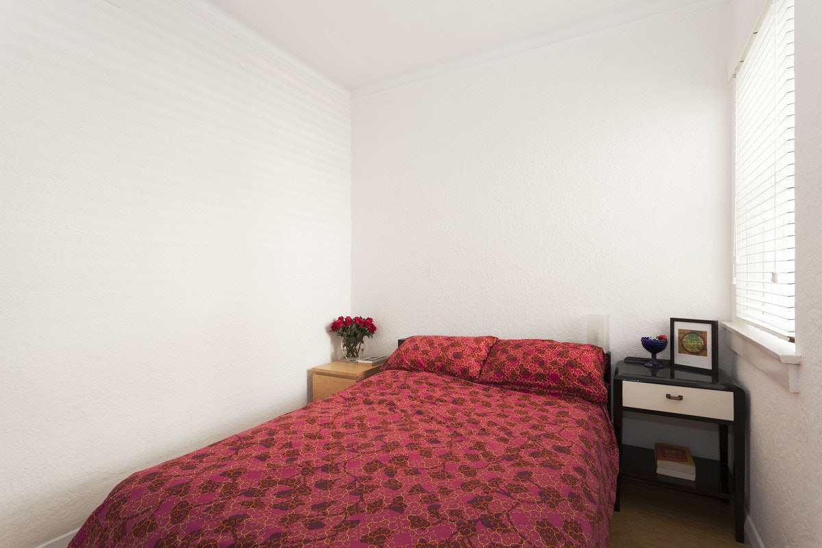 bed