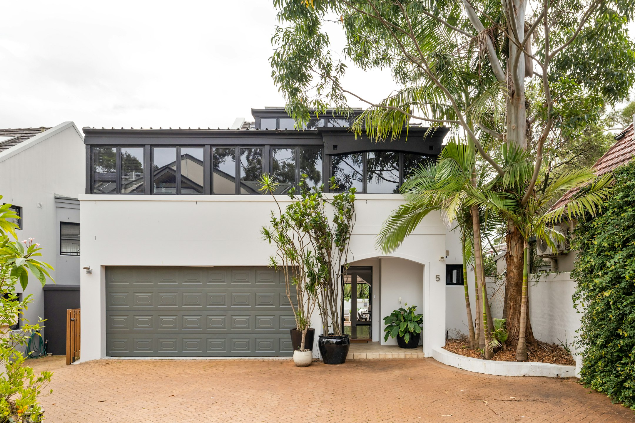 garage