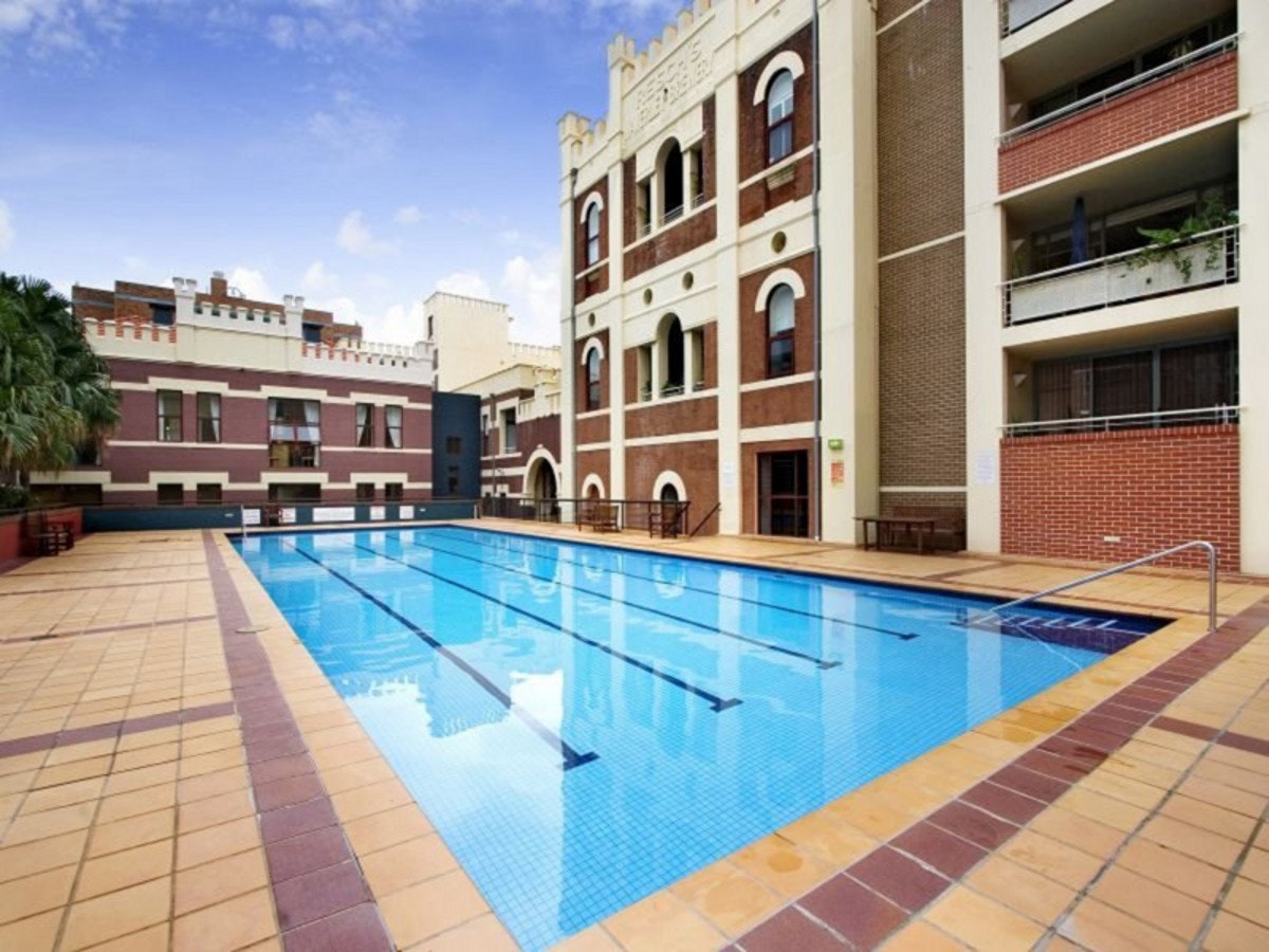 pool