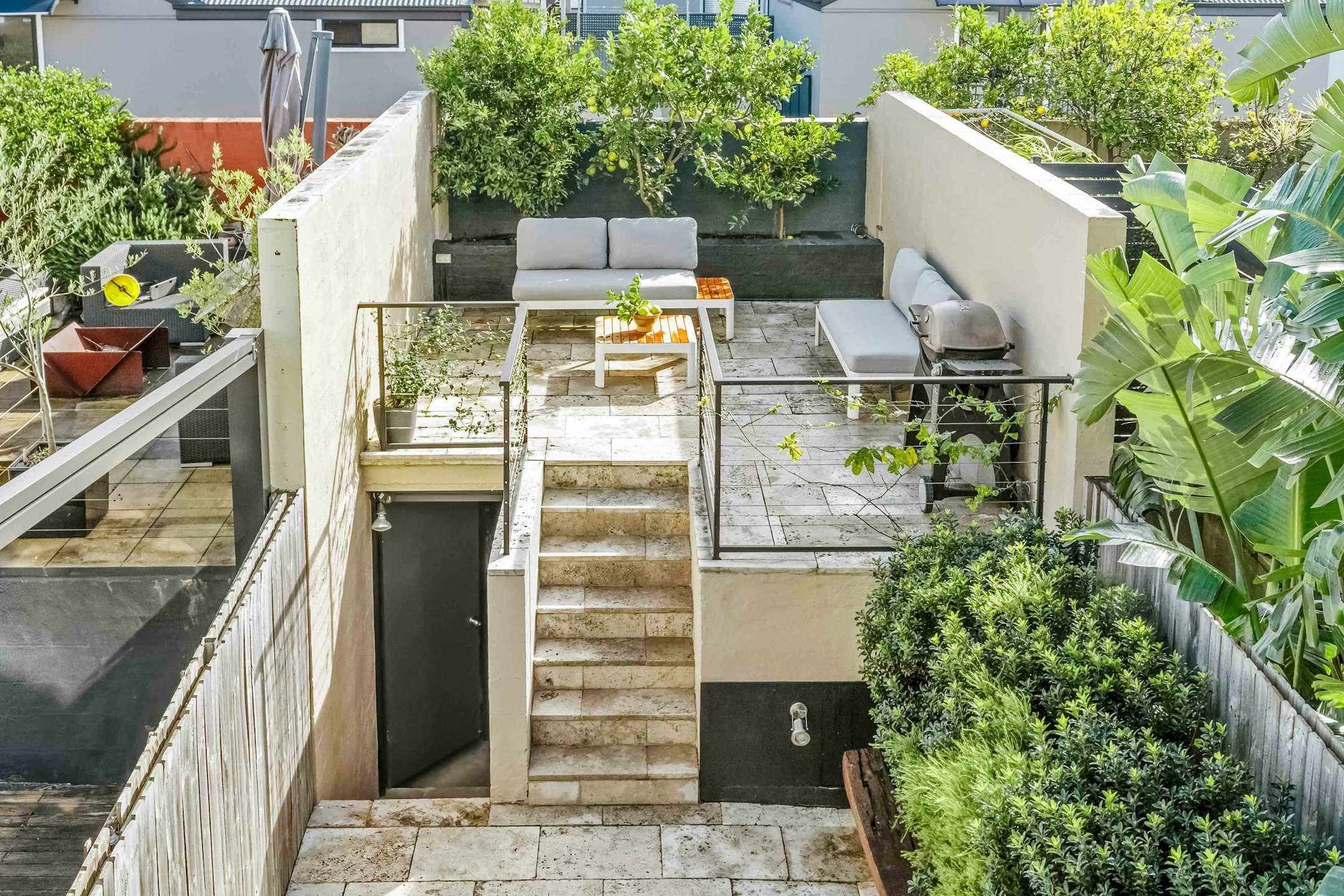 balcony