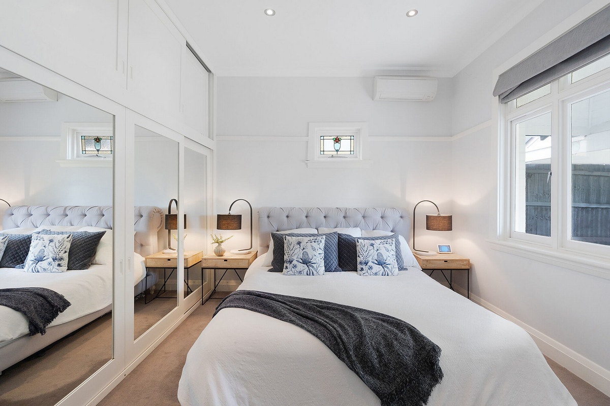 bed
