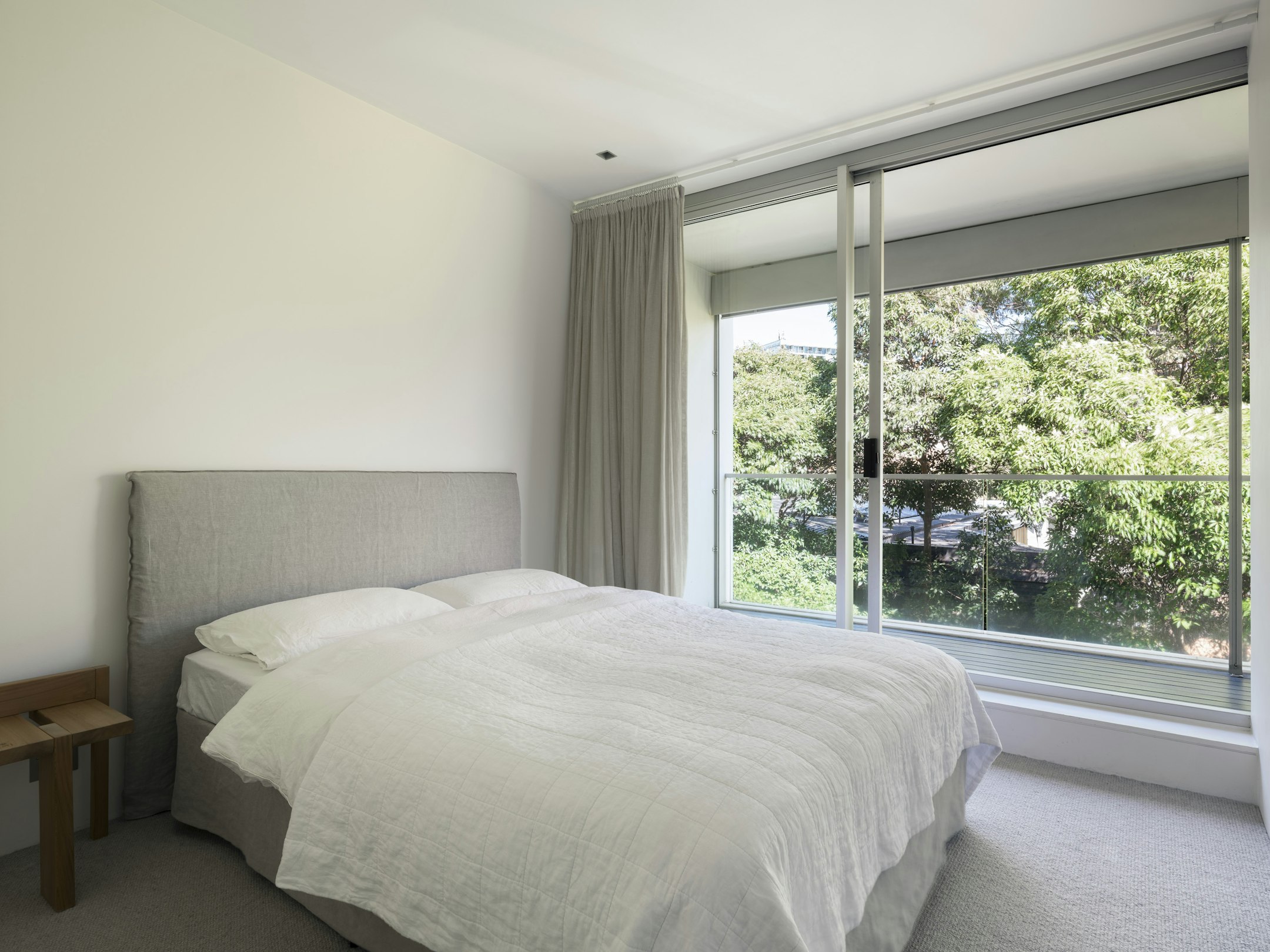 bed