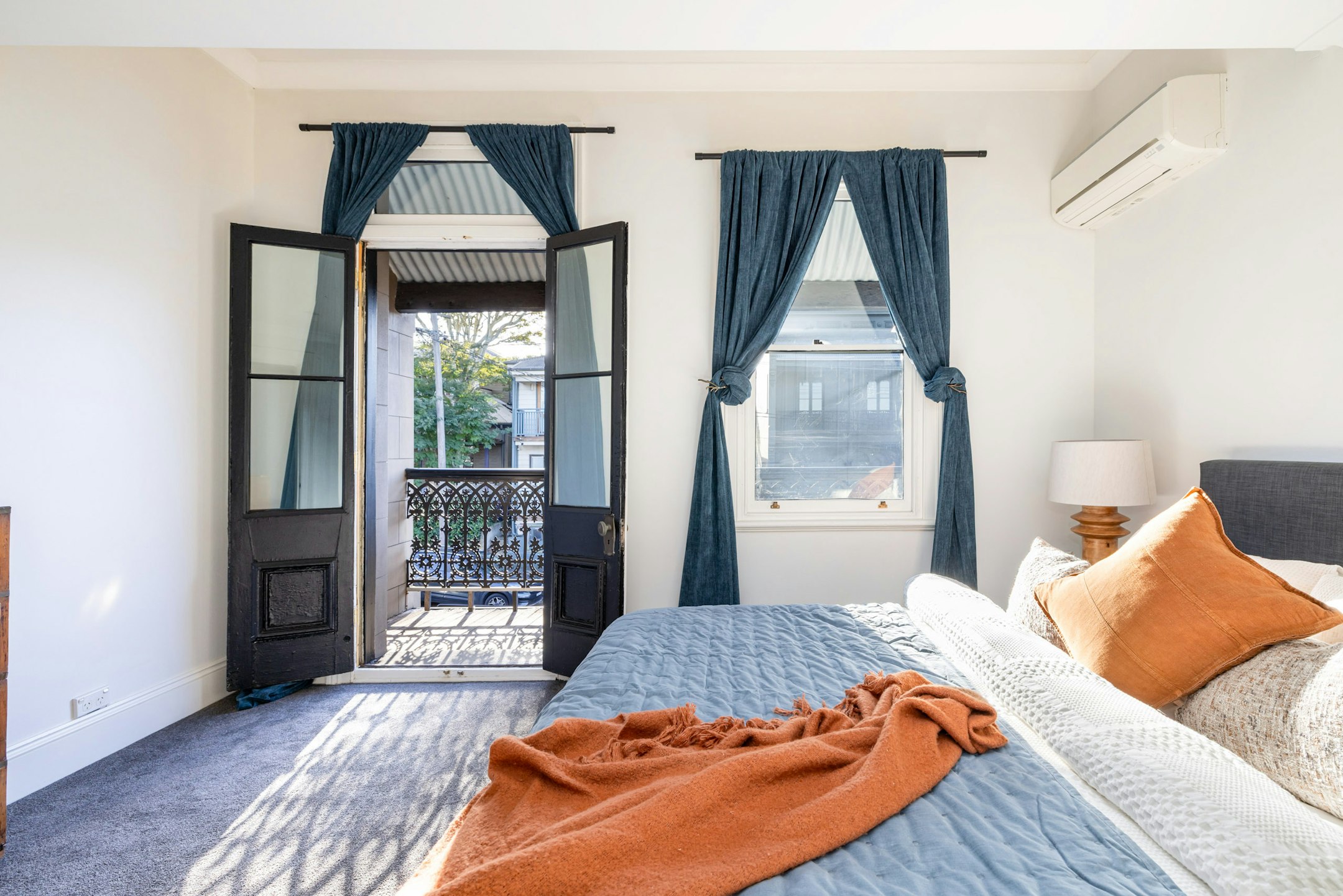 bed