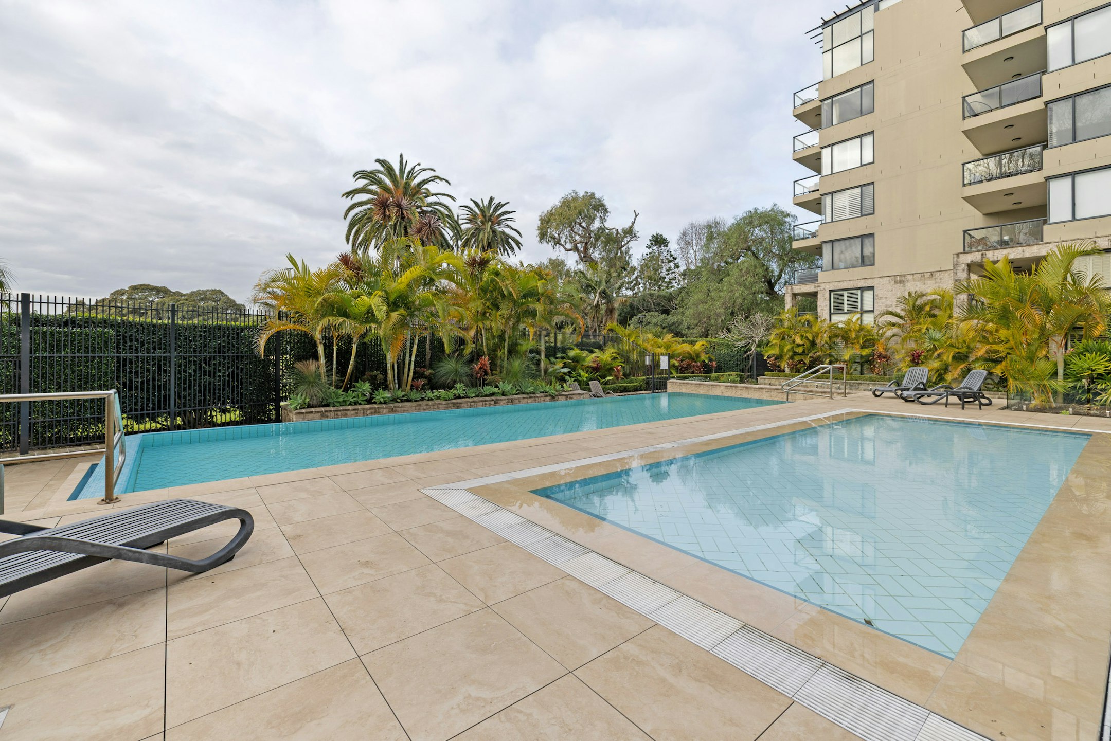 pool