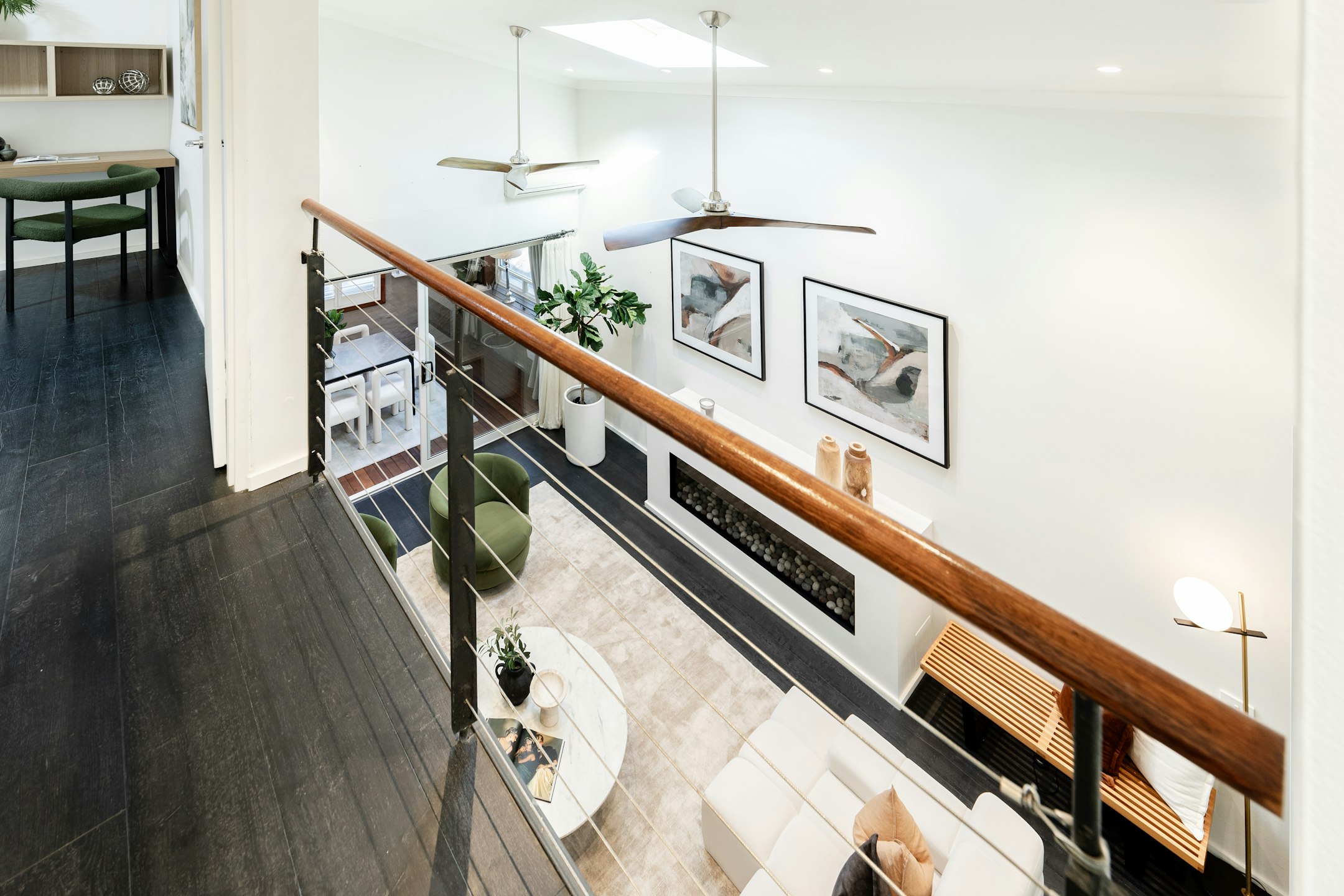balcony