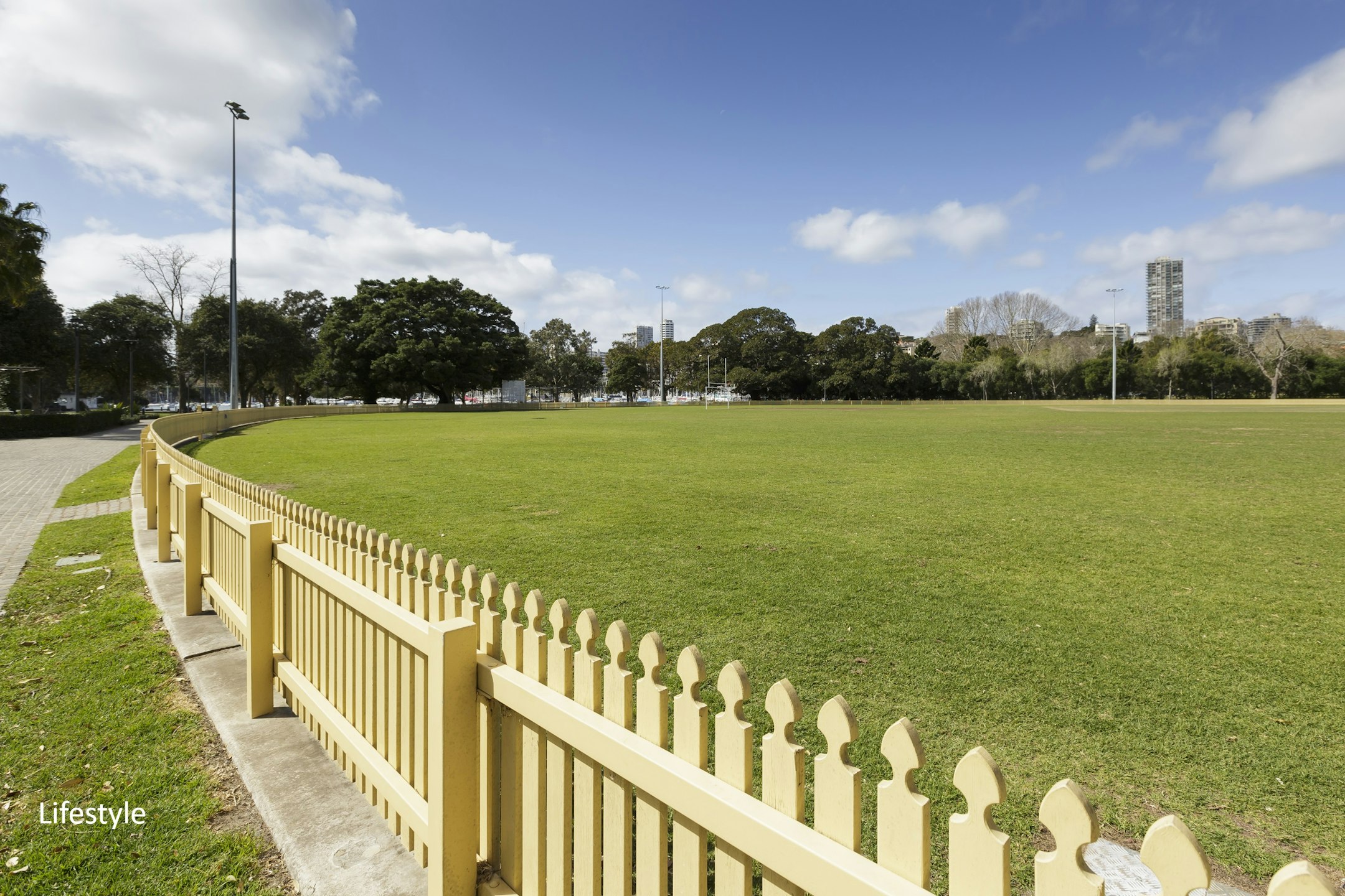 elizabeth bay