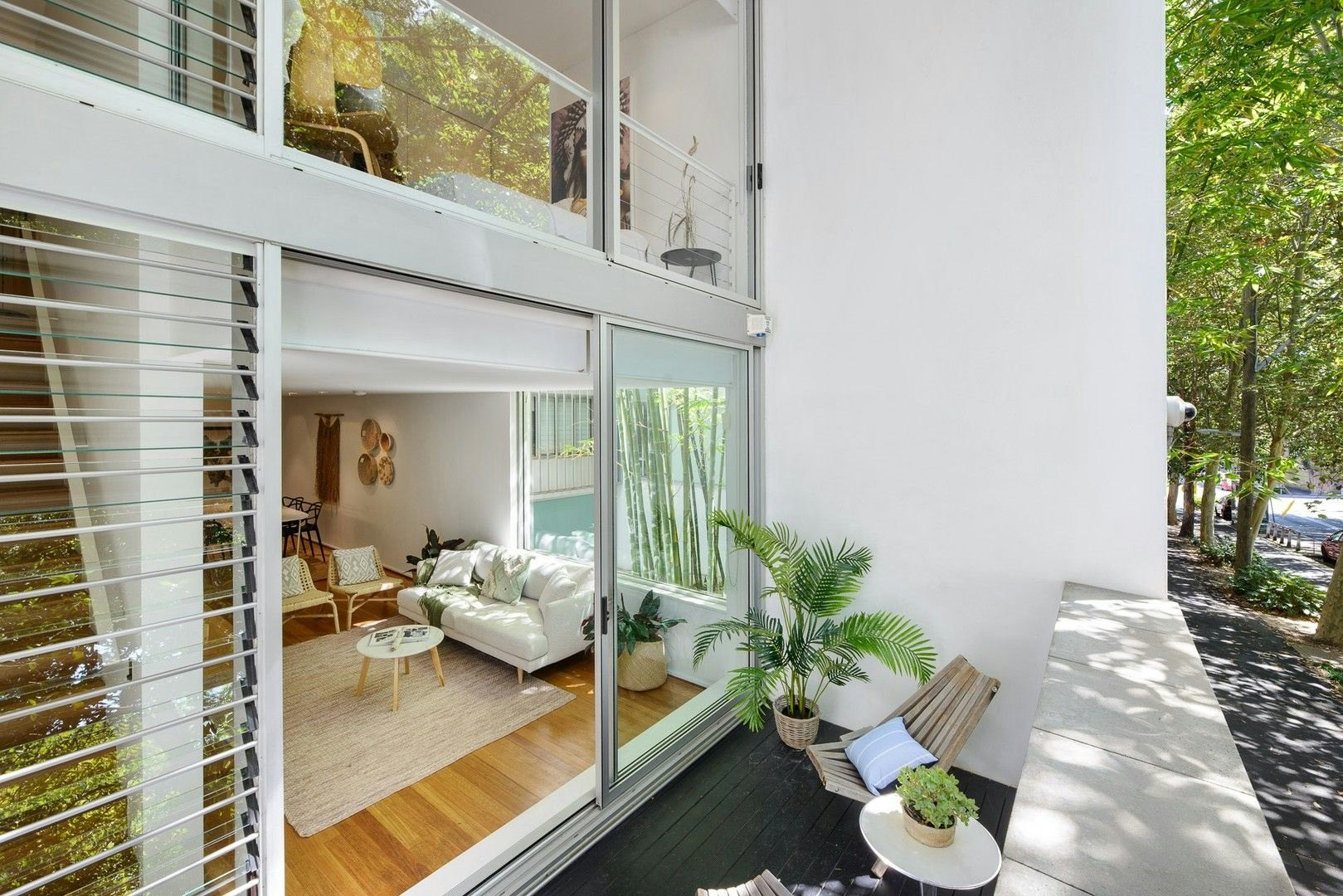 balcony