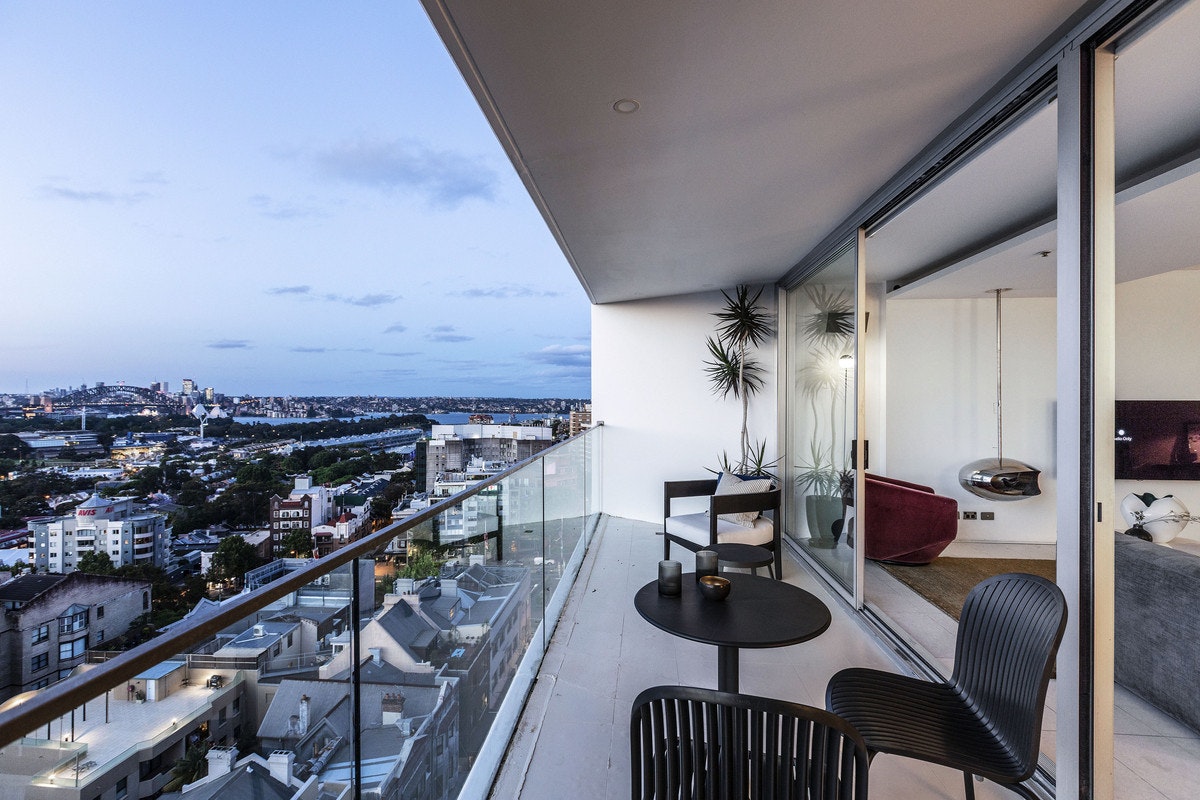 balcony