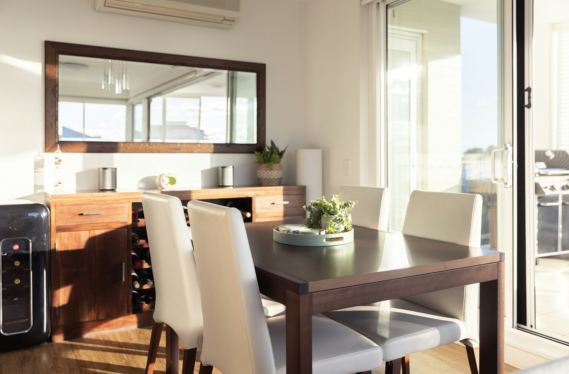 dining room