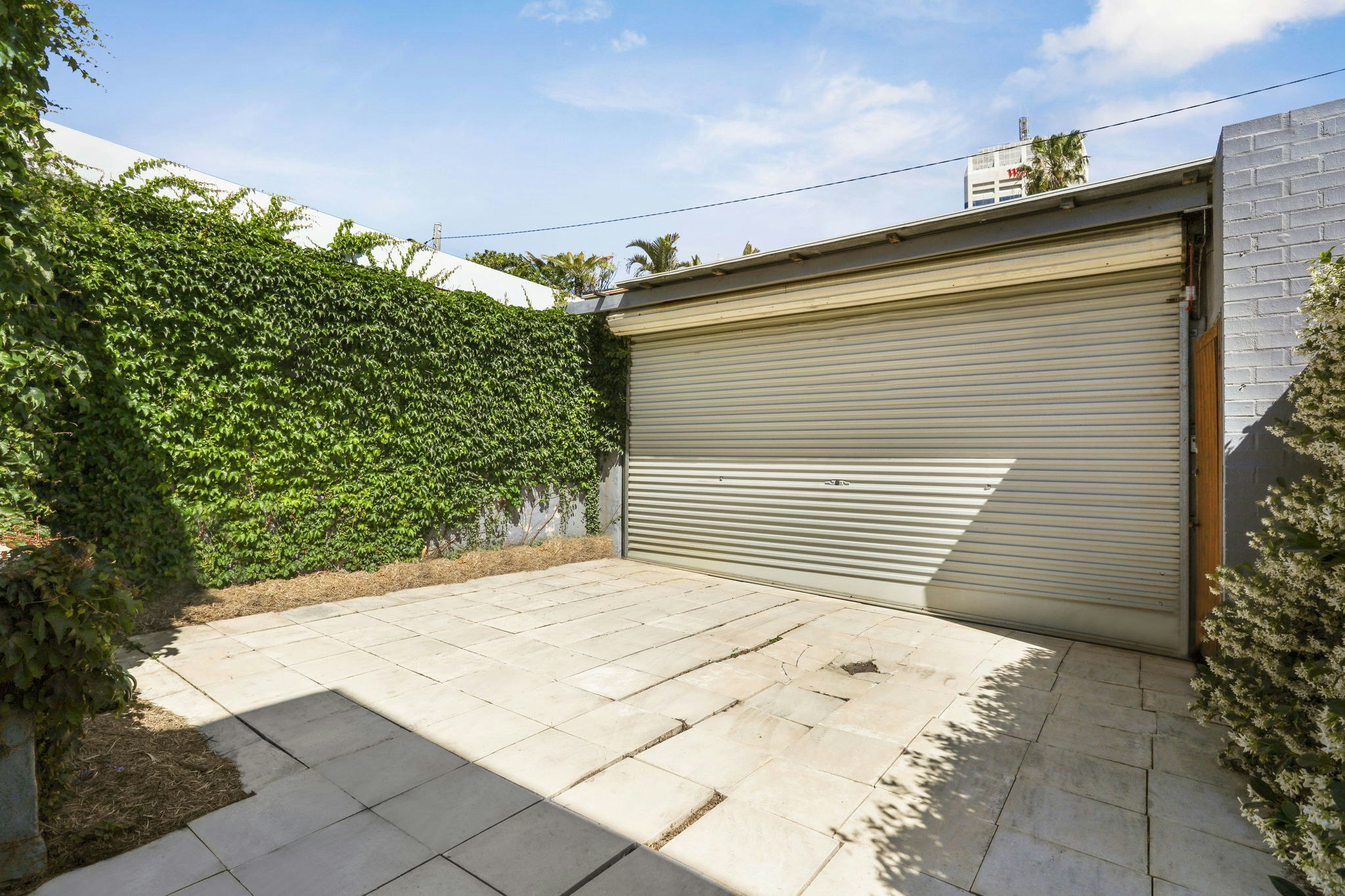 garage