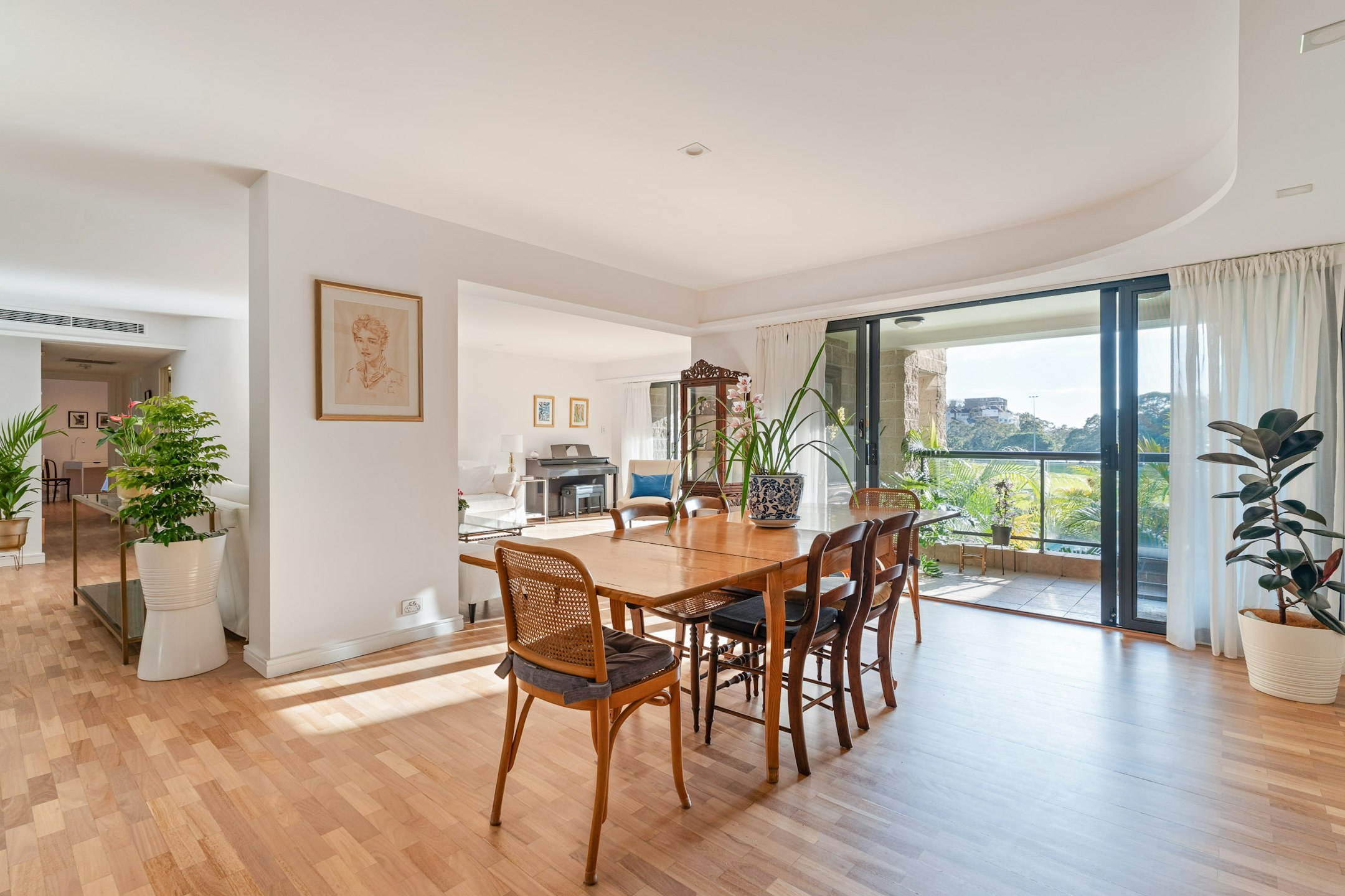 dining room