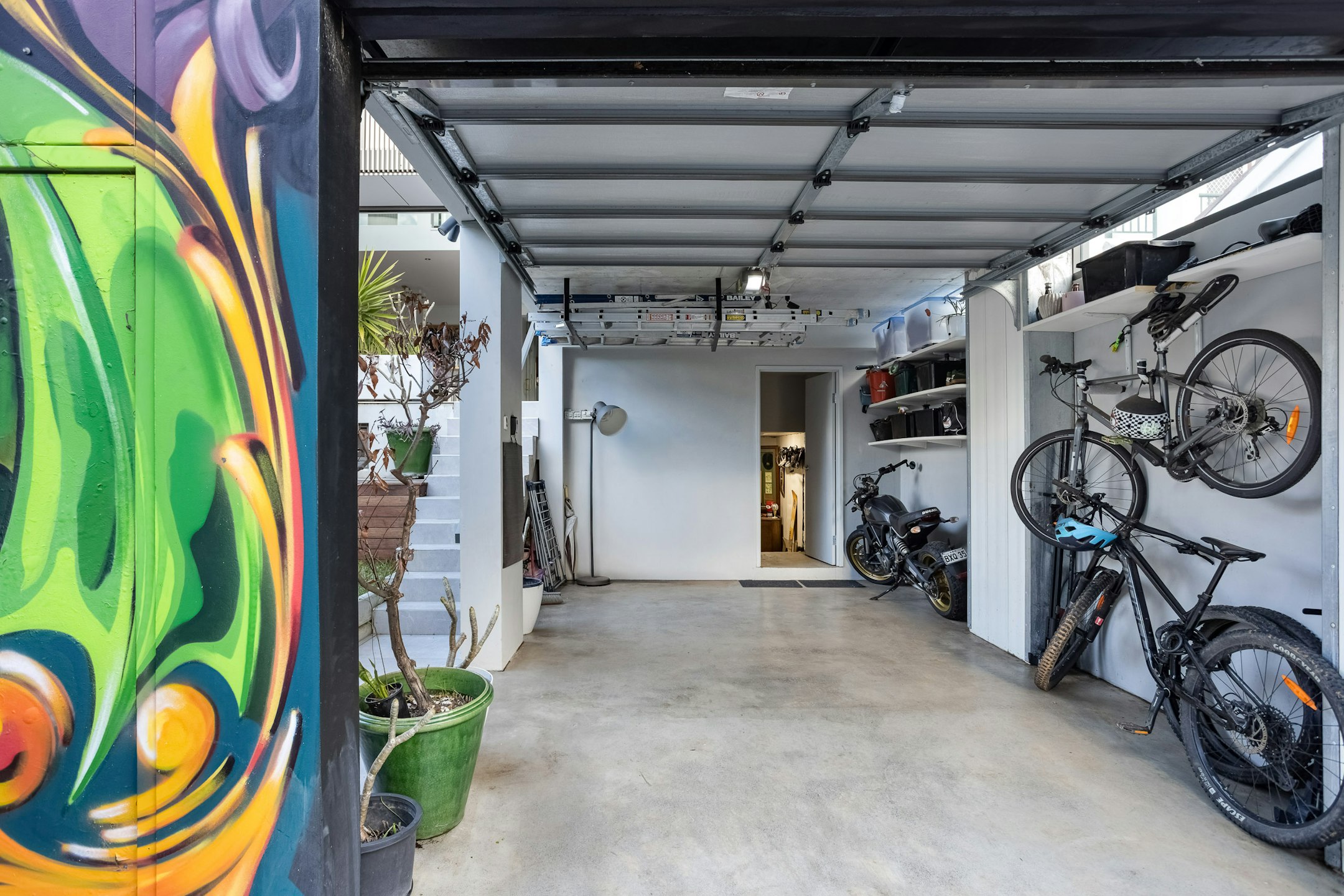 garage