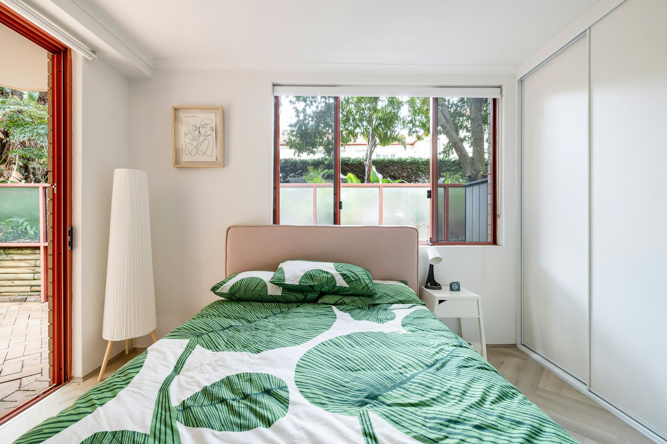 bed