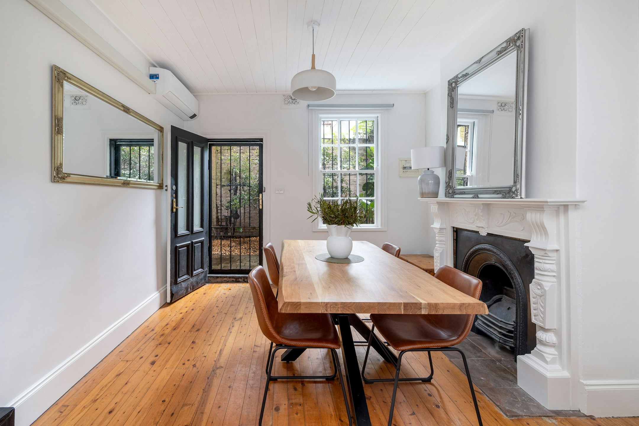 dining room