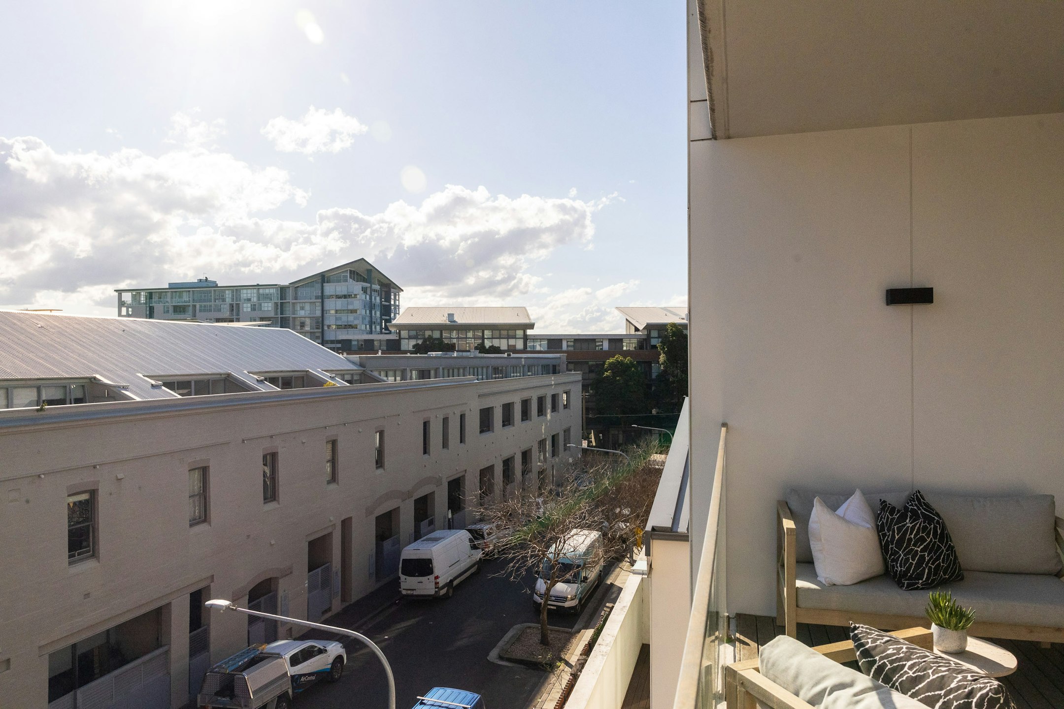 balcony