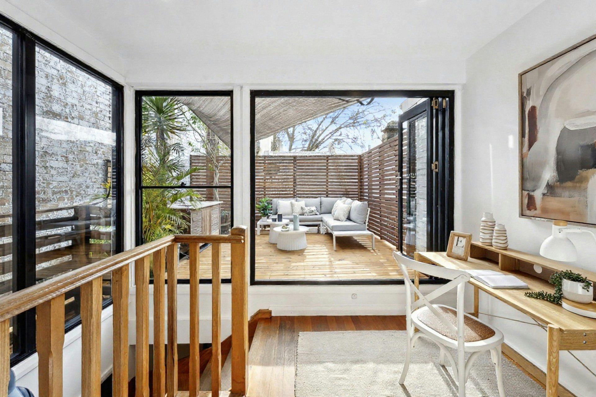 balcony