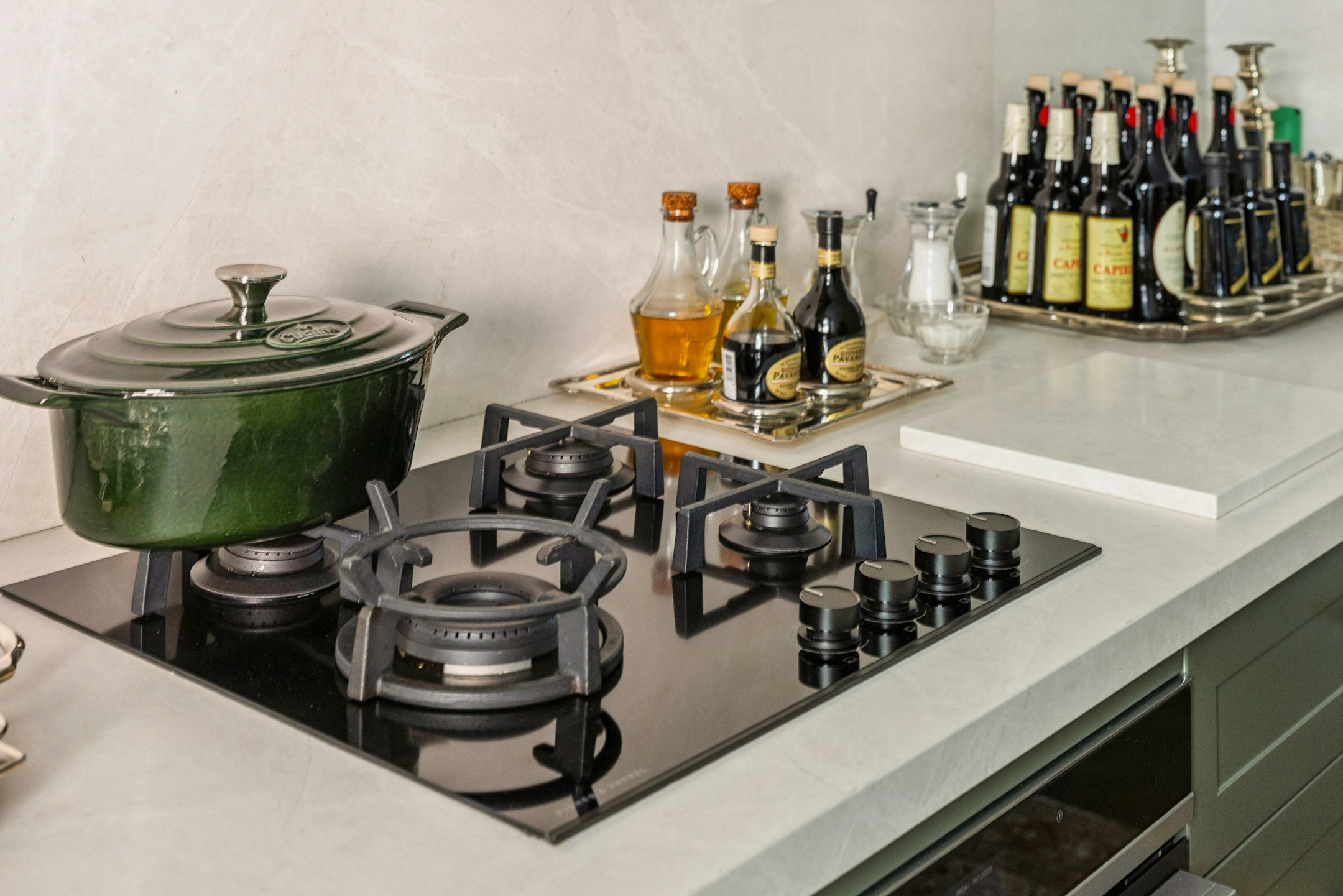 cooking pot