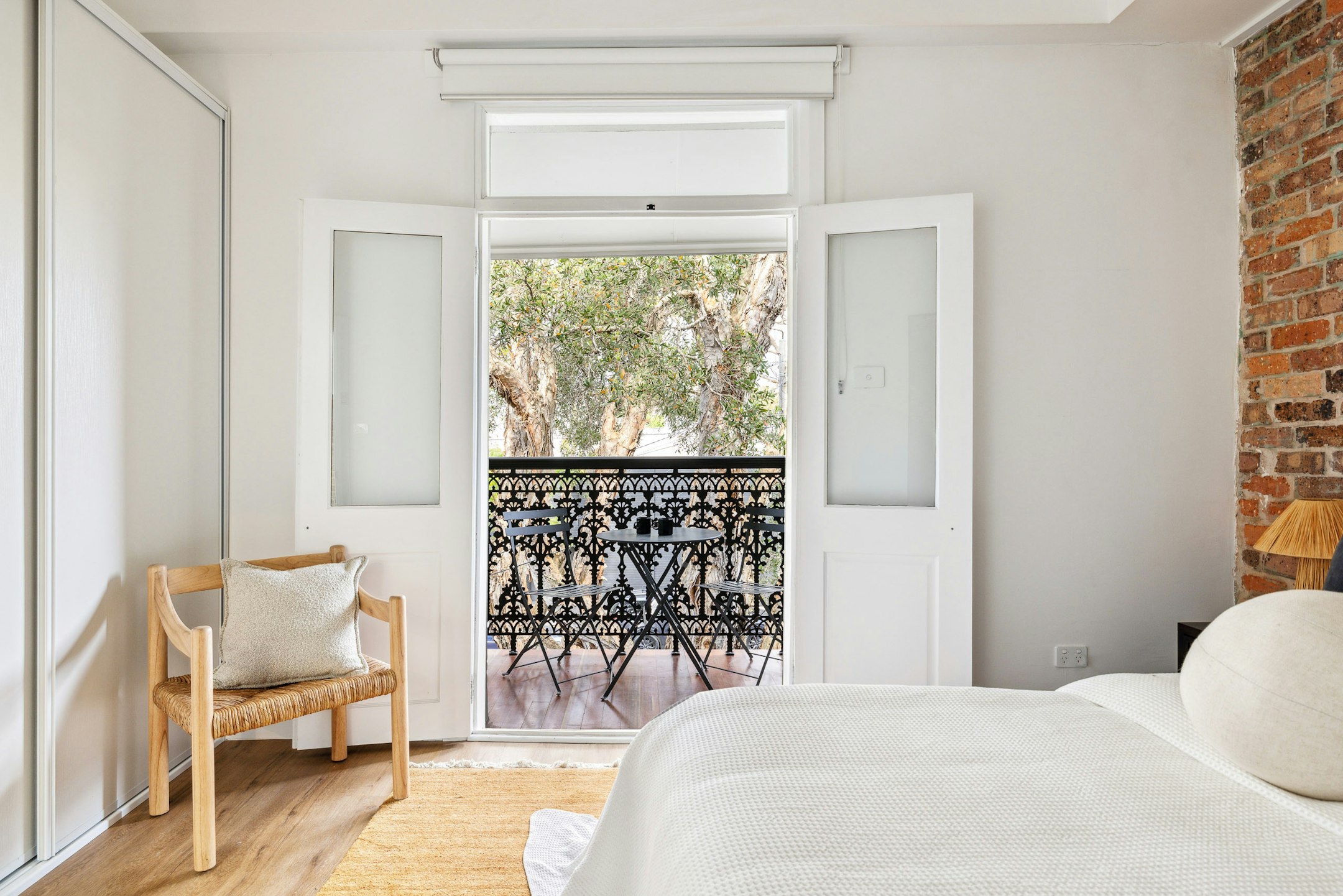 balcony