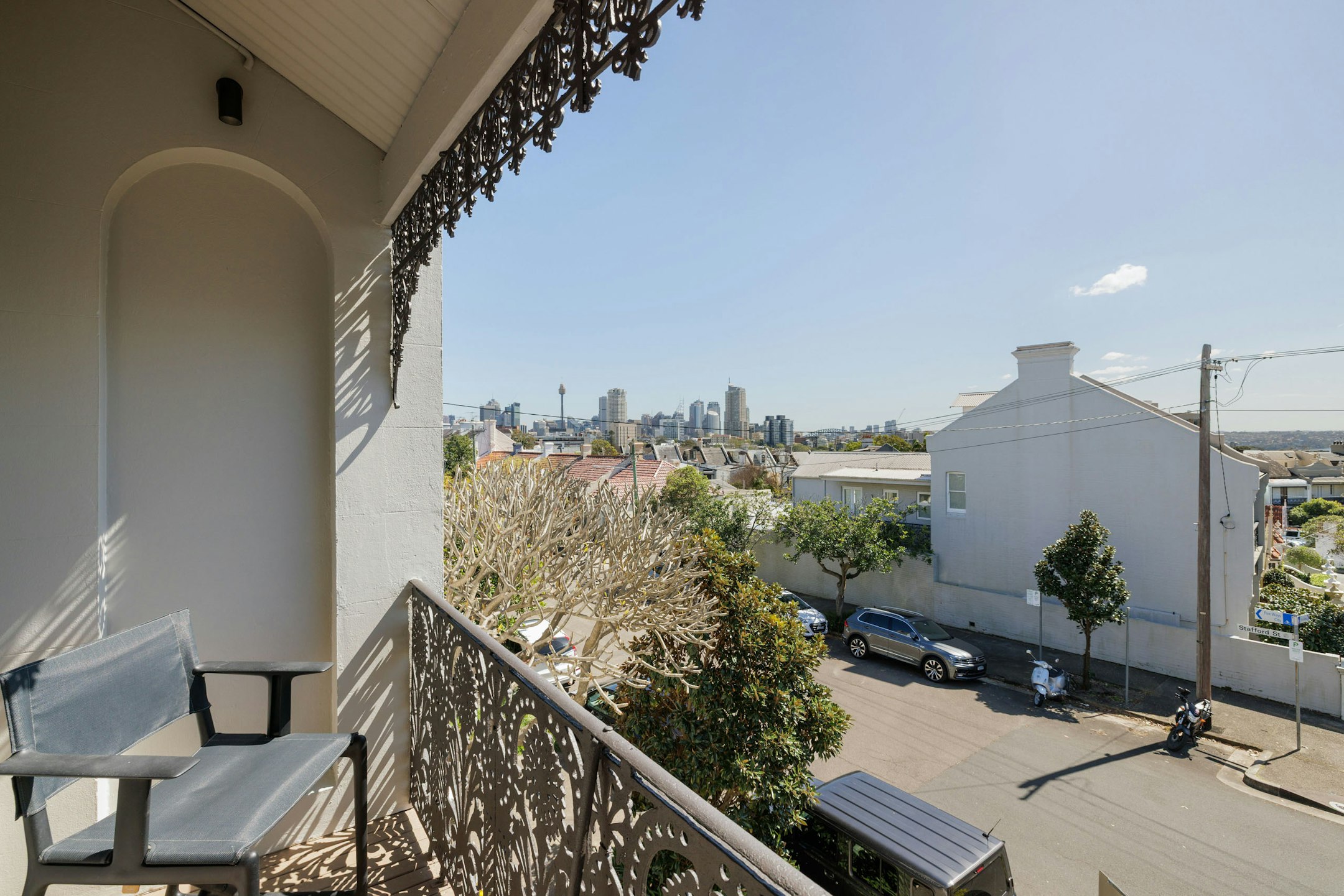 balcony