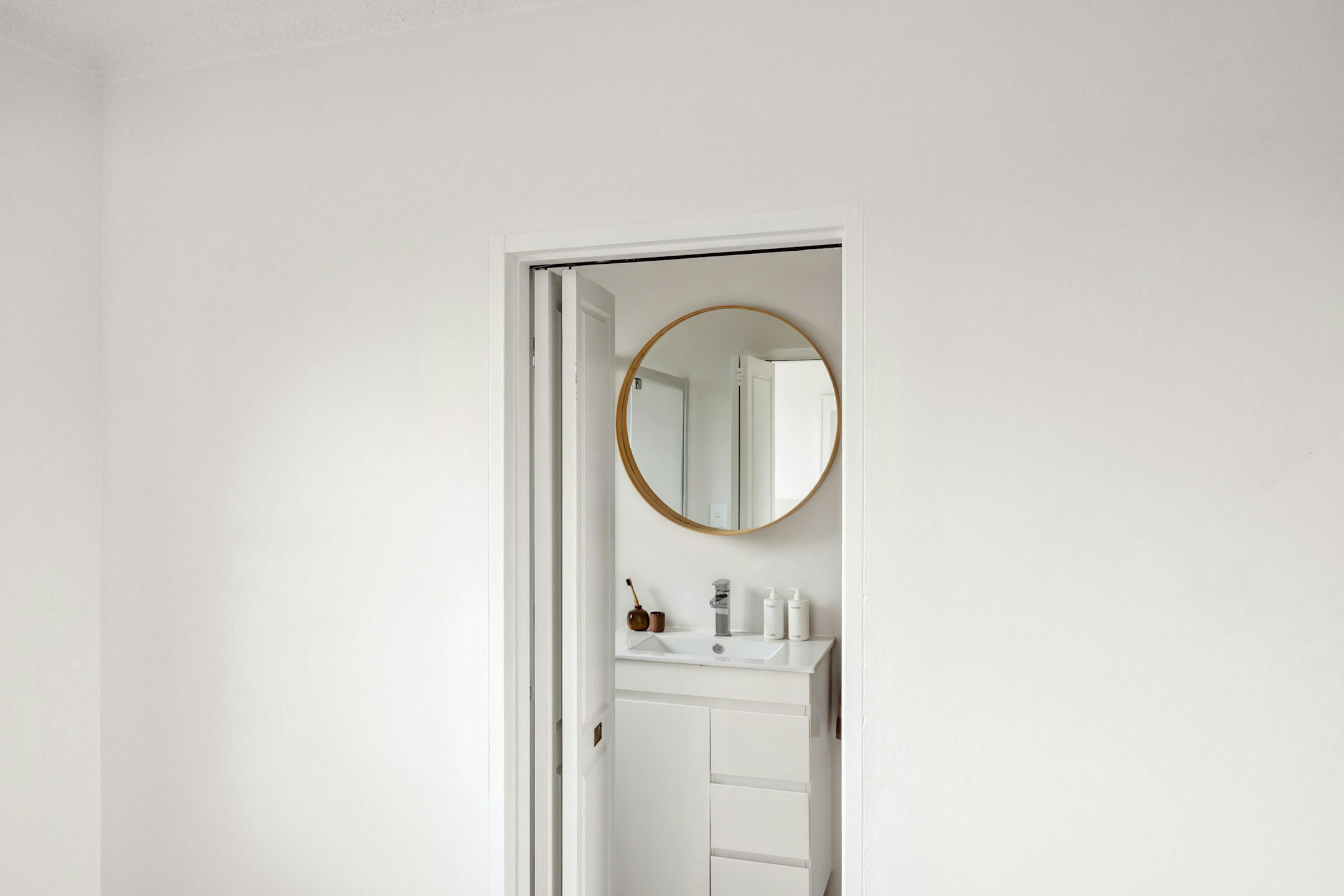 mirror