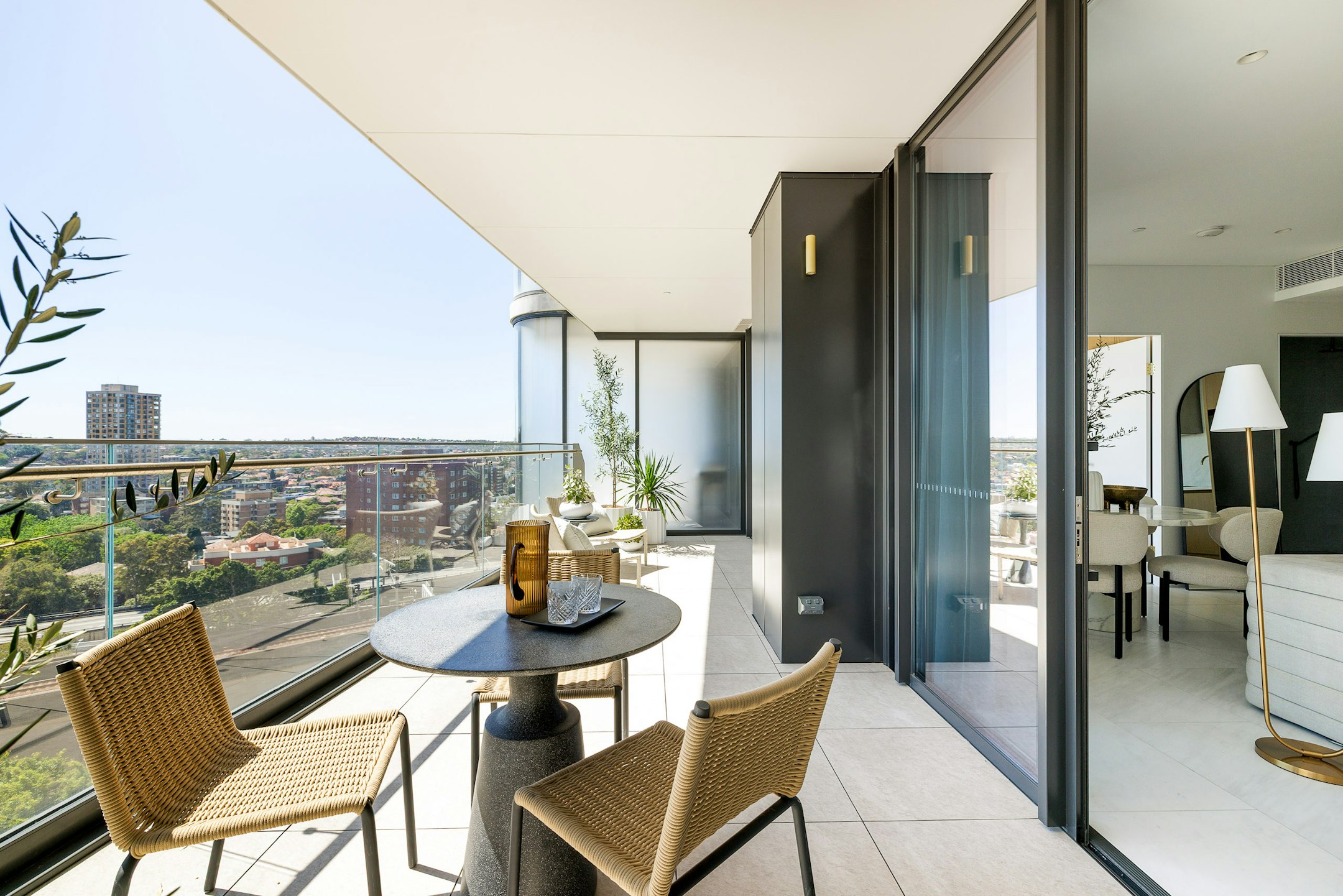 balcony